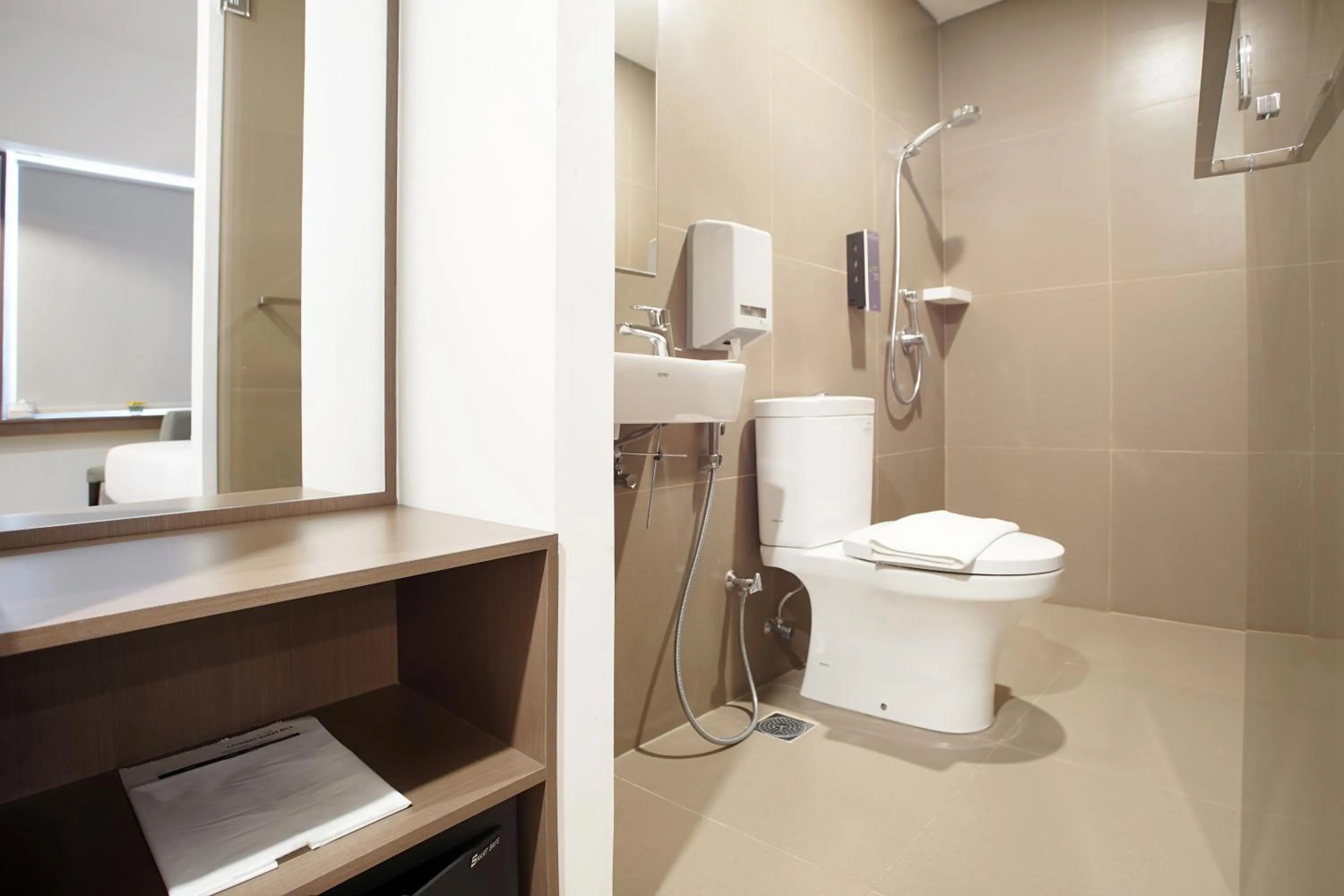 Shower in Malioboro Prime Hotel