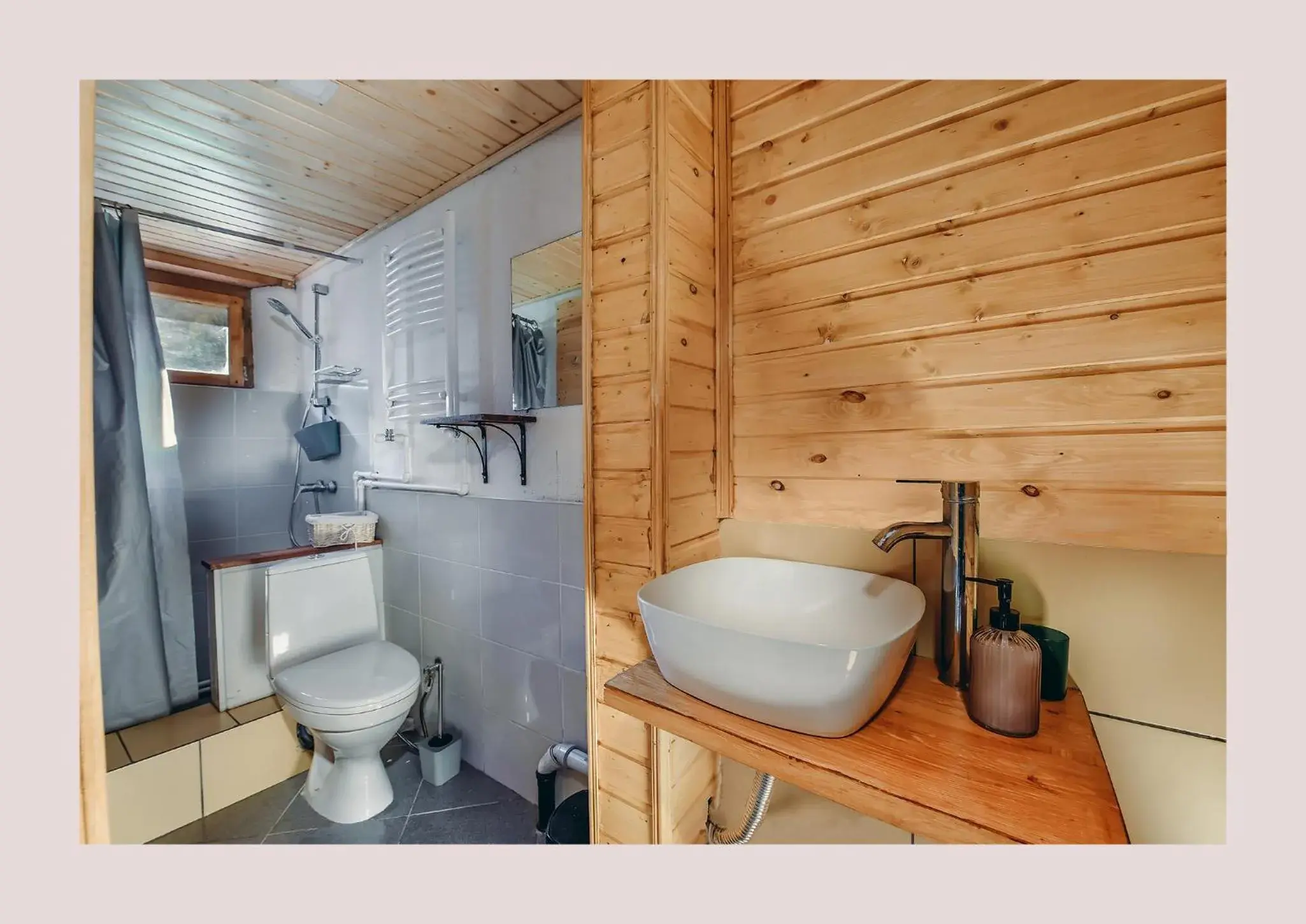 Holiday Home in Kazbegi Hut Holiday Home in Kazbegi Hut