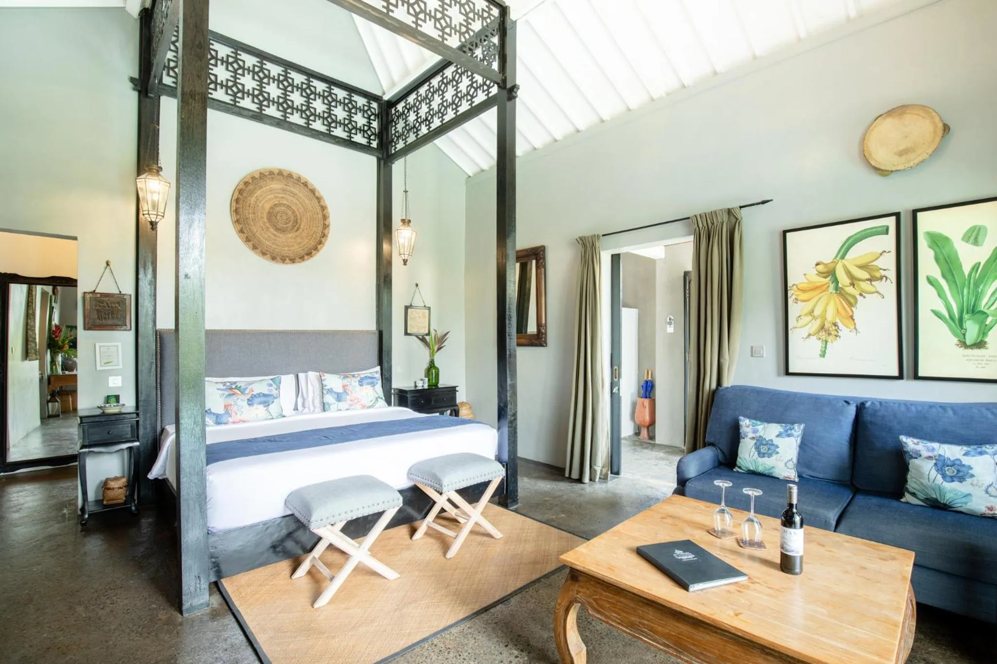 Seating area, Bed in 11 on Kajeng