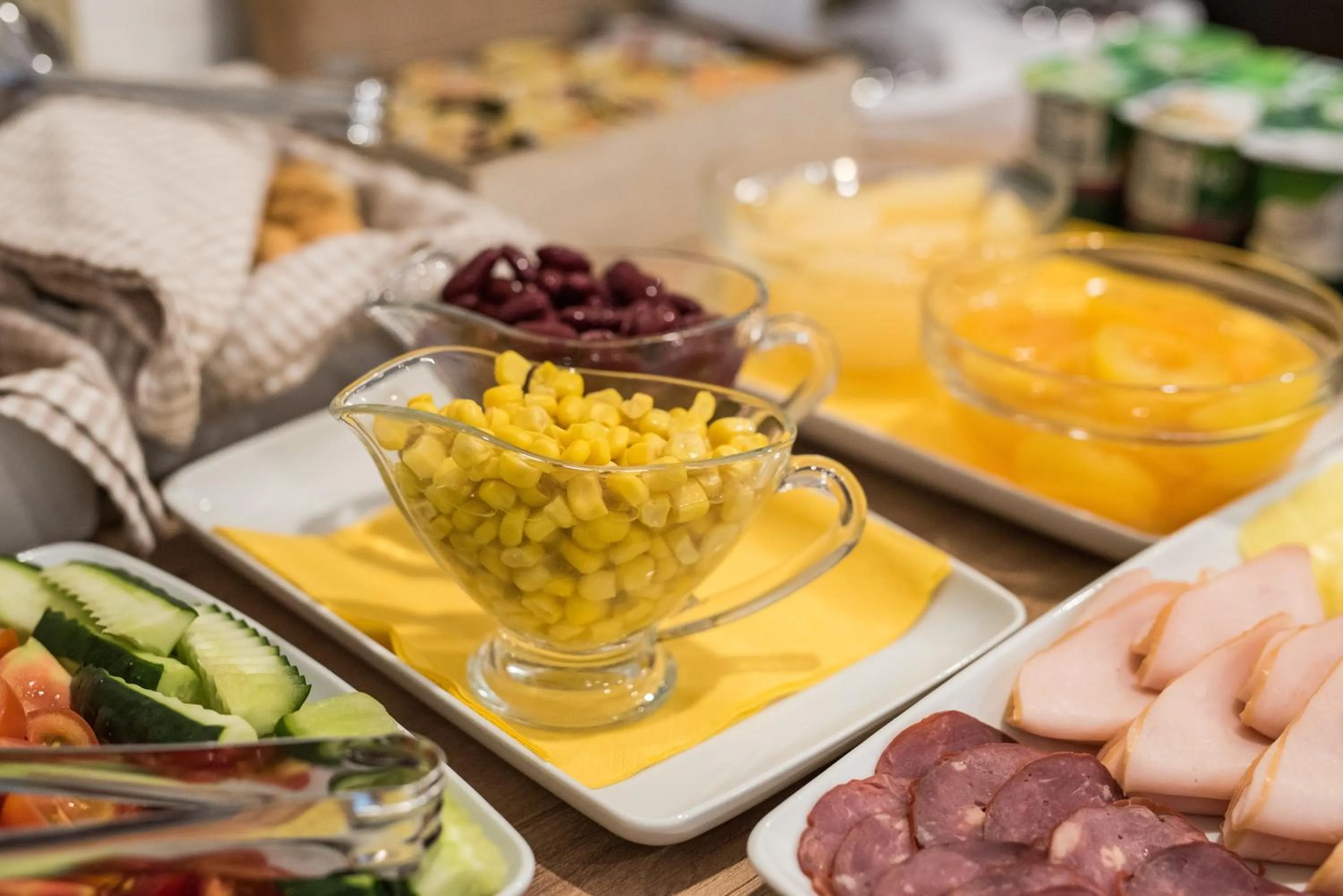 Buffet breakfast in Pensiunea David