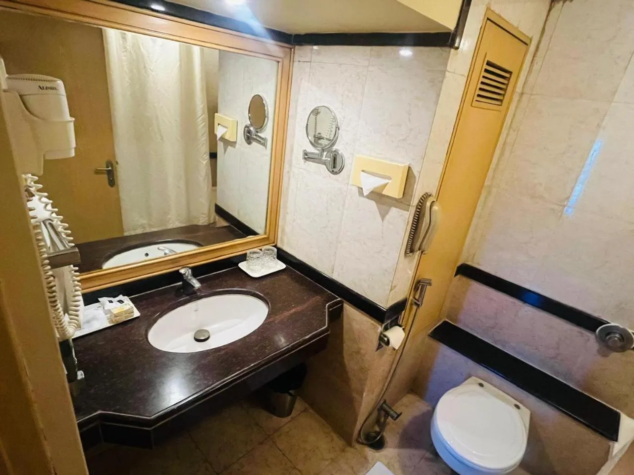 The Pride Hotel, Nagpur