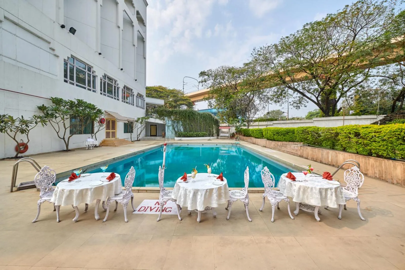Swimming pool in The Pride Hotel, Nagpur