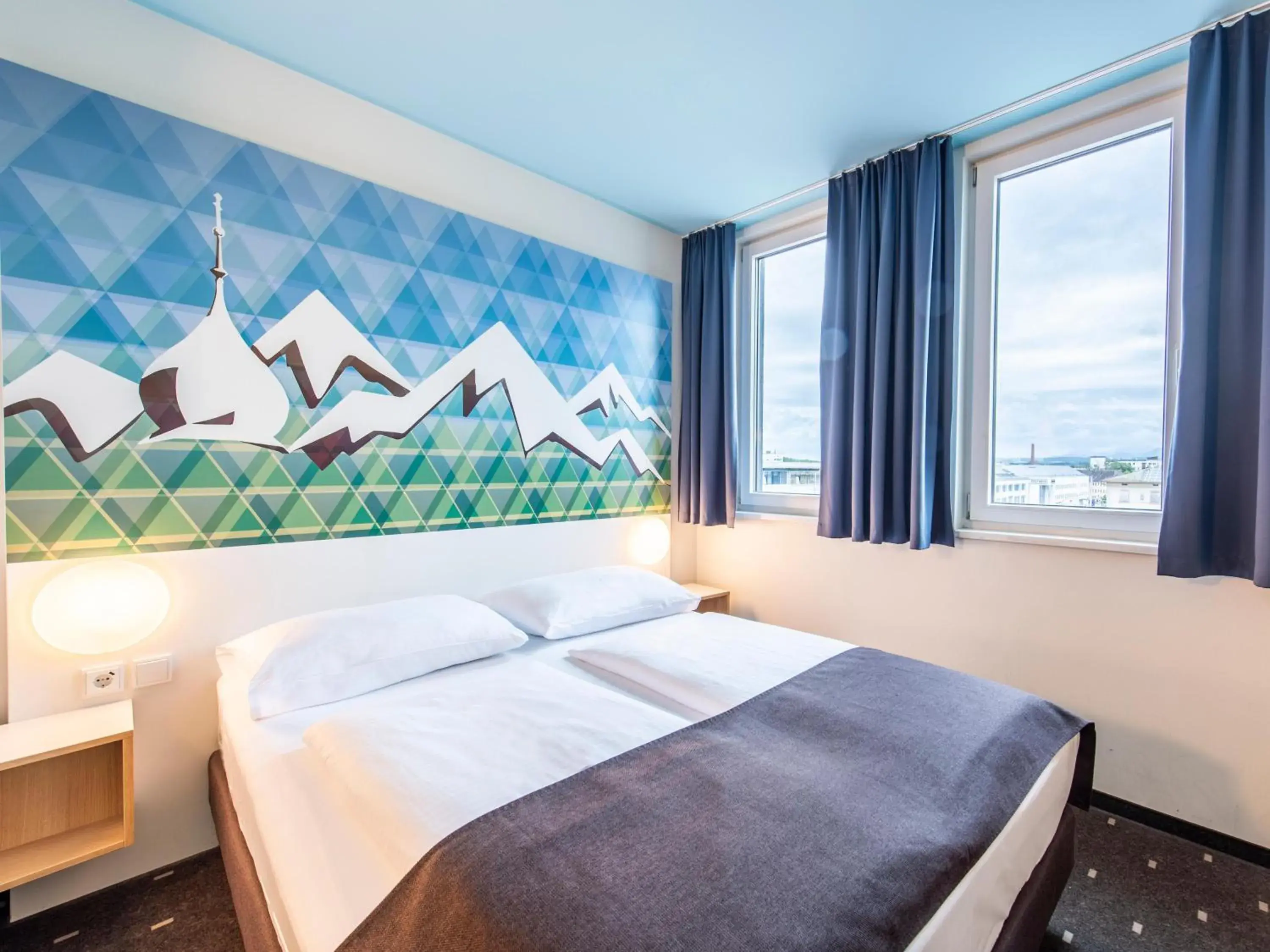 Double Room in B&B Hotel Rosenheim Double Room in B&B Hotel Rosenheim