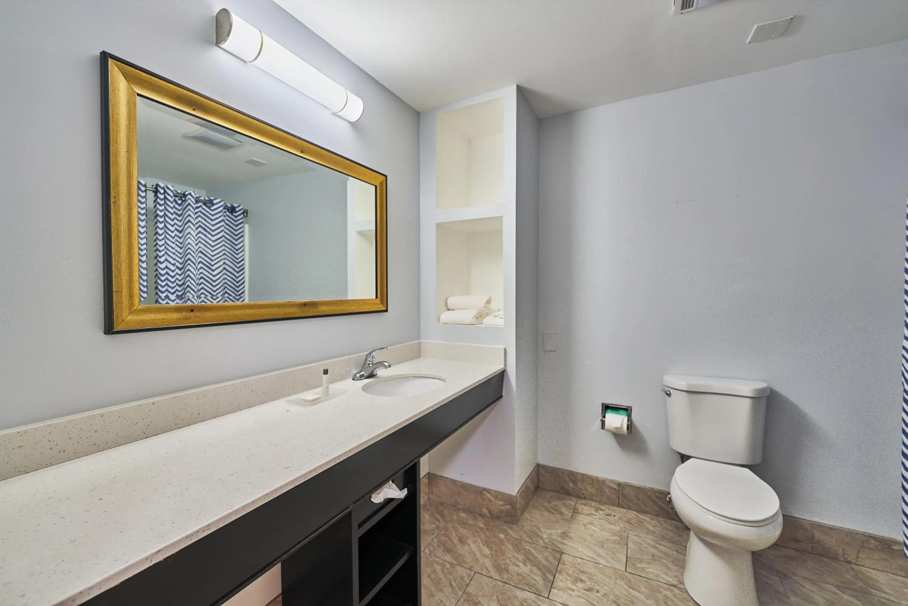 Bathroom in Hyannis Plaza Hotel