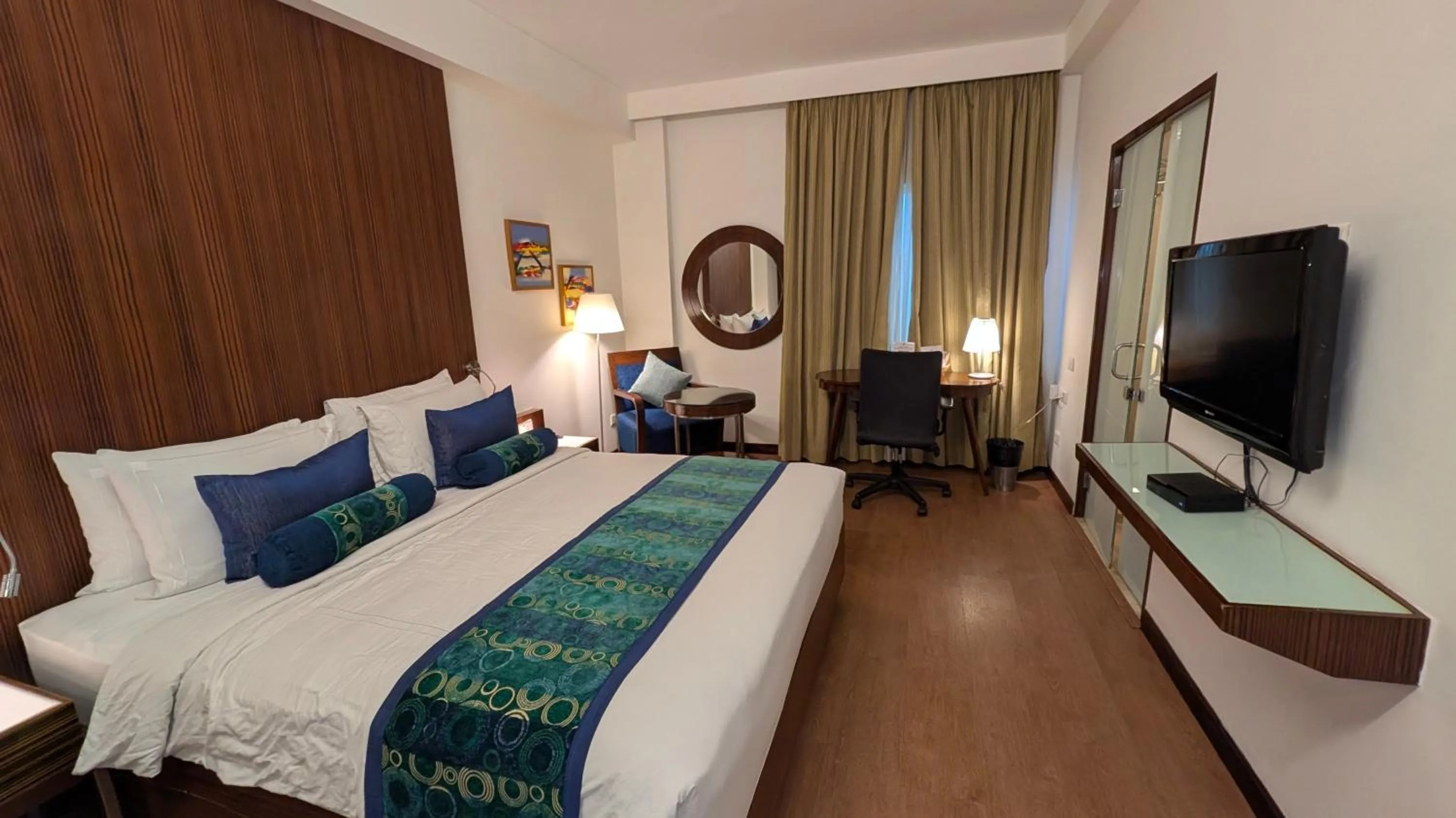 Bed in Pride Hotel, Chennai