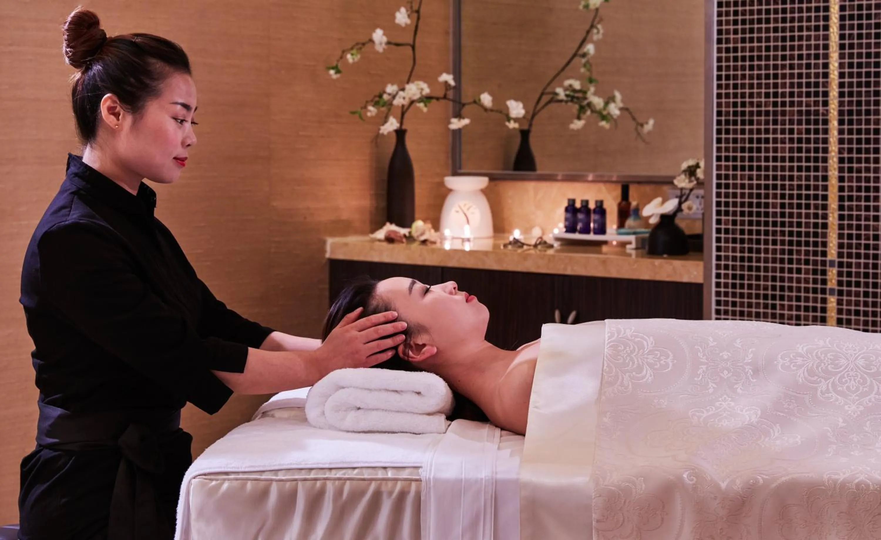 Spa and wellness centre/facilities in InterContinental Qingdao by IHG