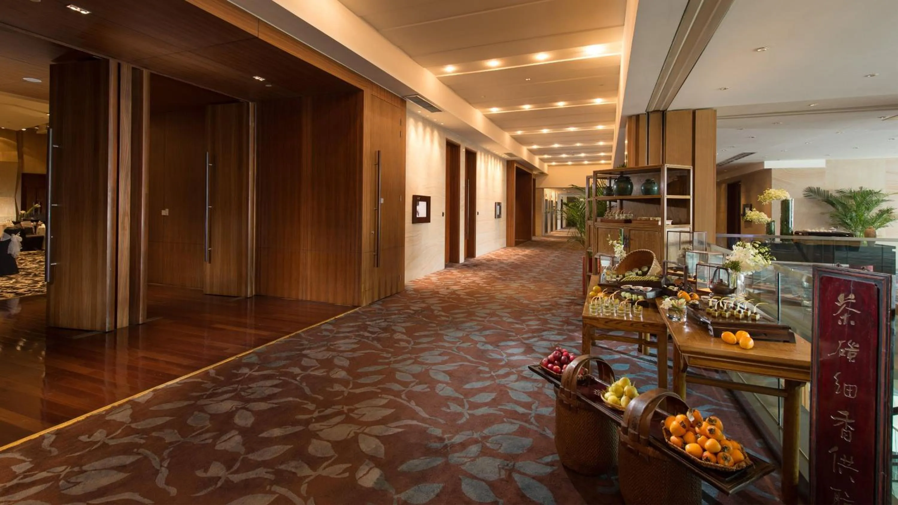 Meeting/conference room in InterContinental Qingdao by IHG