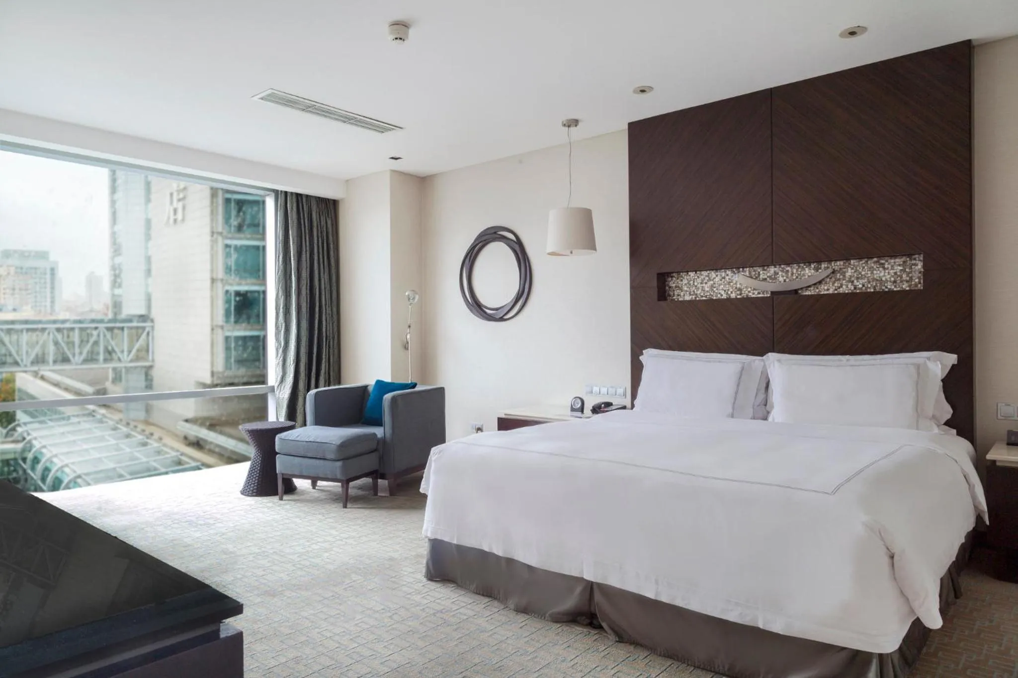 Photo of the whole room, Bed in InterContinental Qingdao by IHG