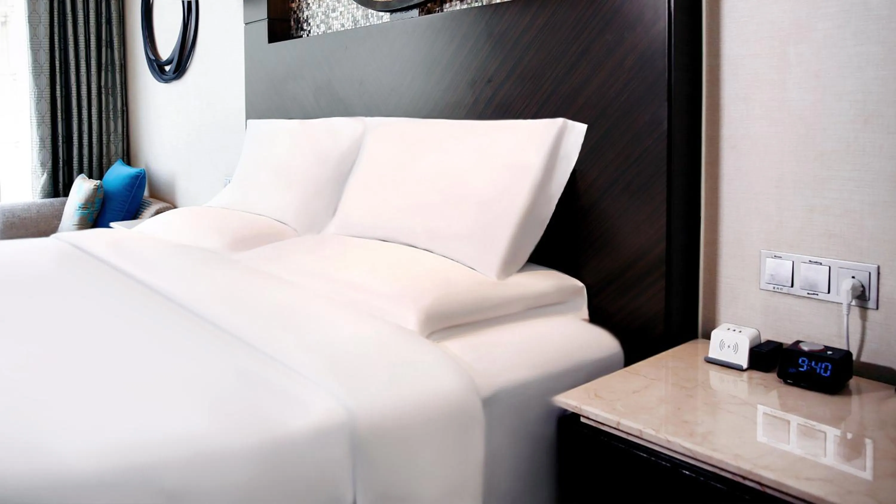 Photo of the whole room, Bed in InterContinental Qingdao by IHG