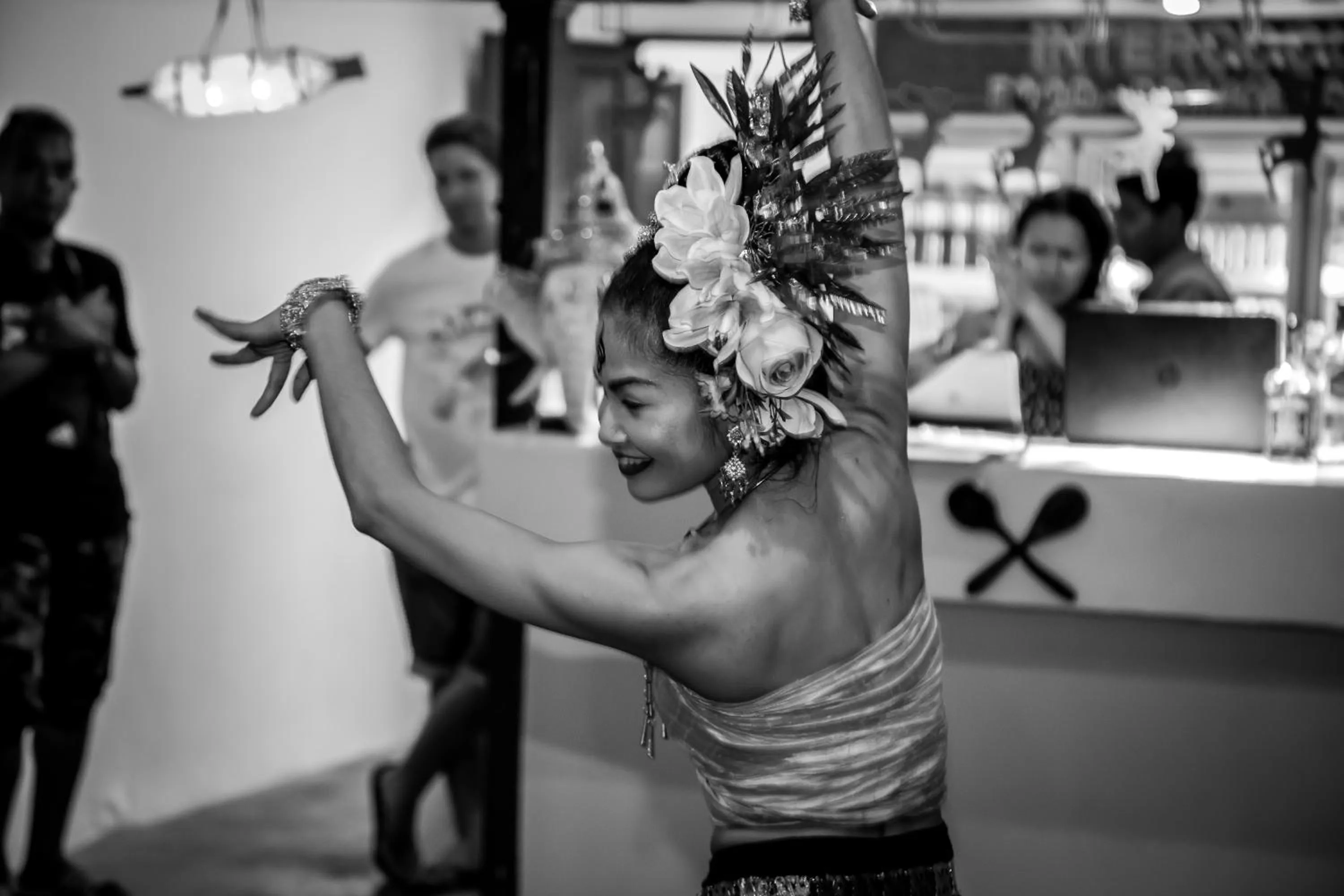 Entertainment in Zama Resort Koh Phangan