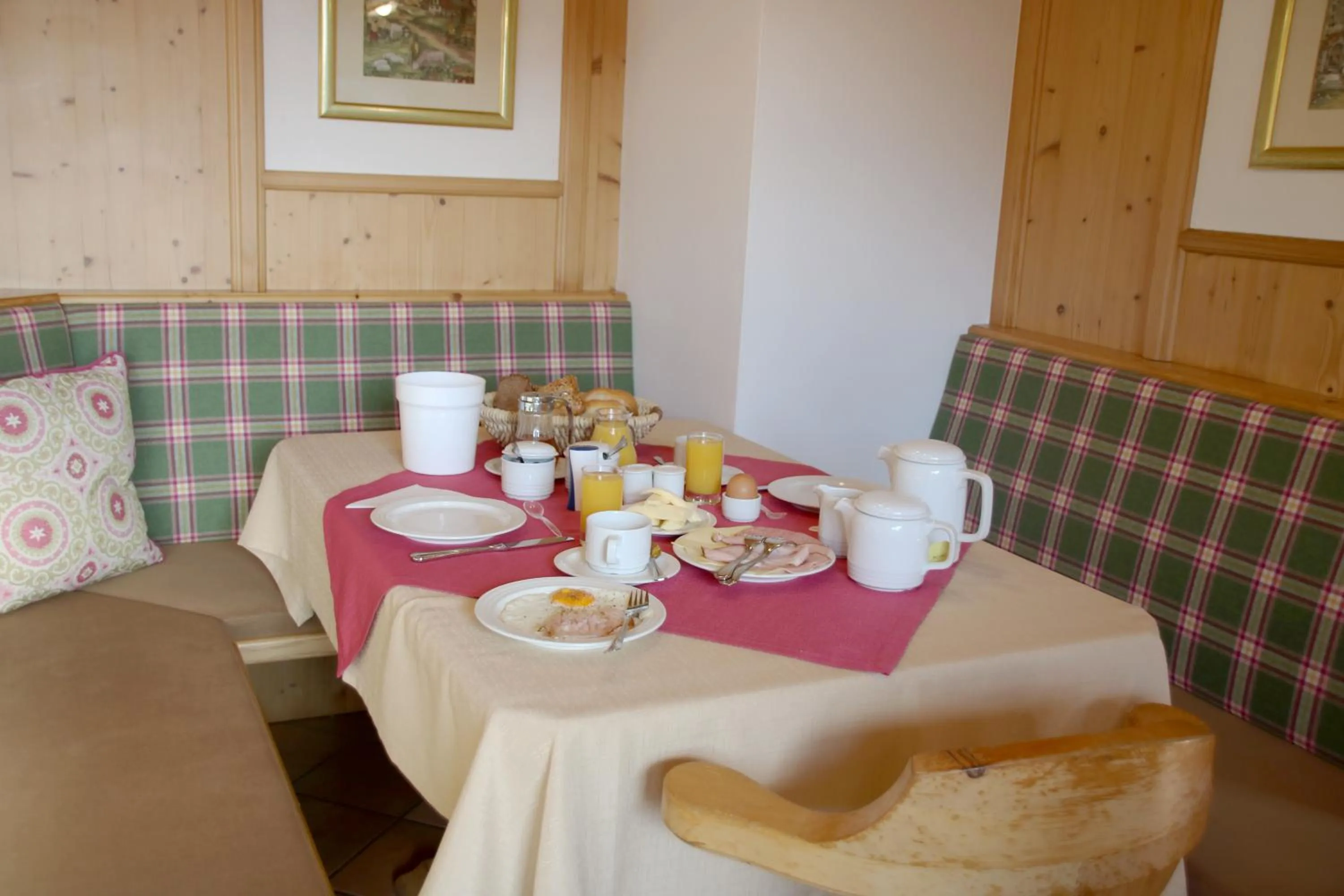 Continental breakfast in Pension Sonnhof