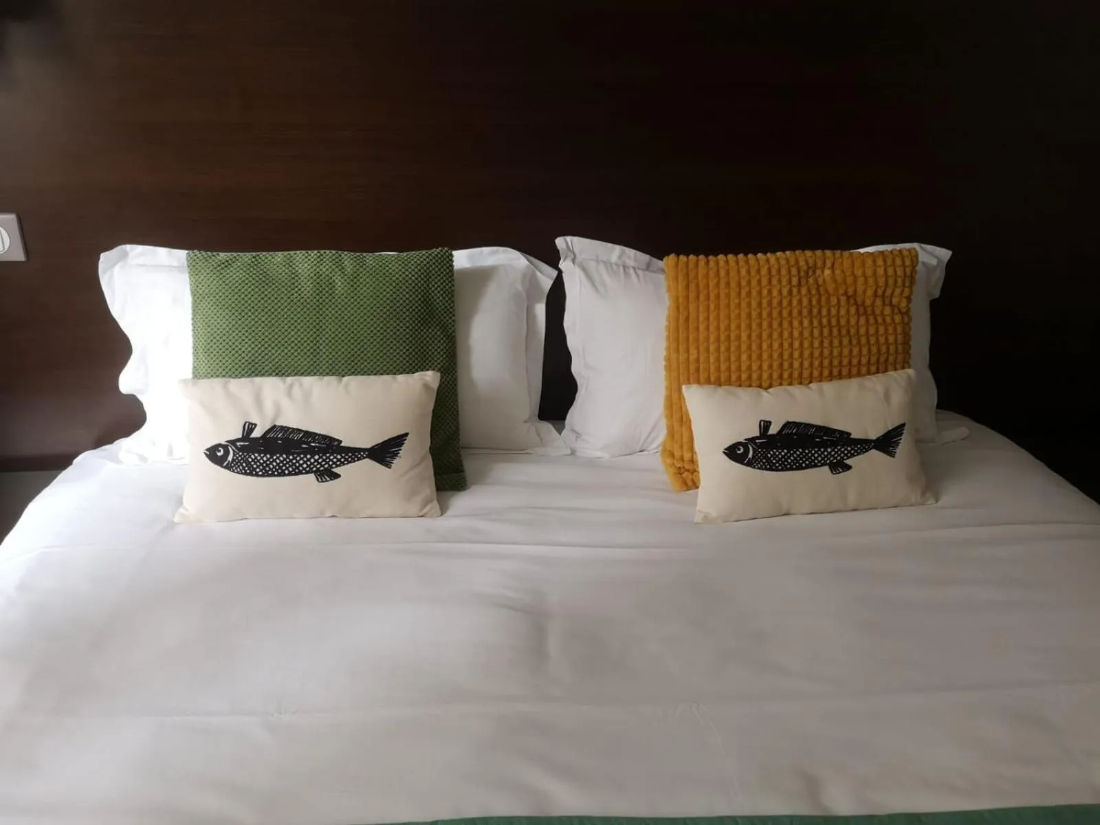 Bed in The Originals Boutique, Hôtel d'Angleterre, Le Havre, centre, plage