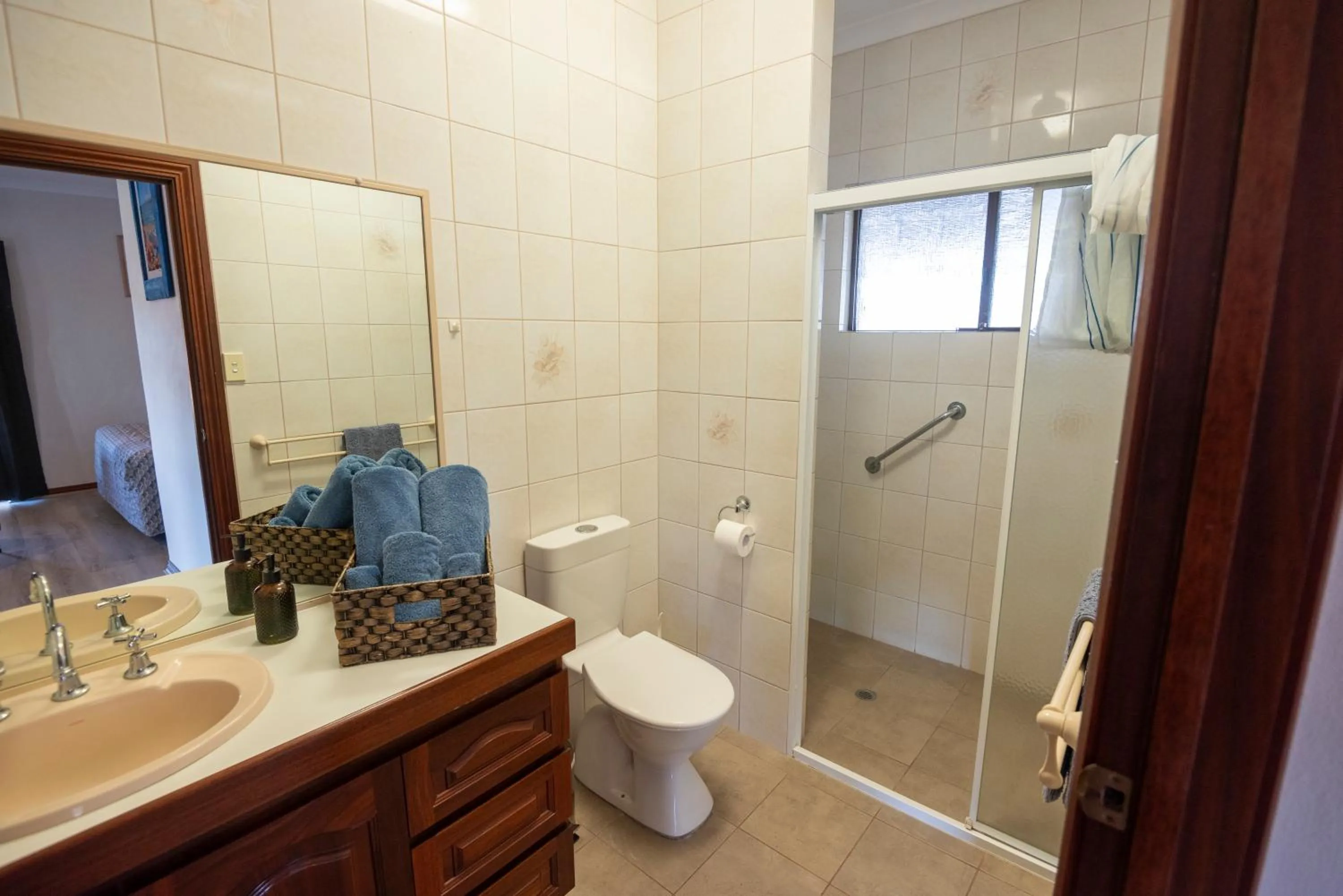 Bathroom in Kalbarri Red Bluff Tourist Park