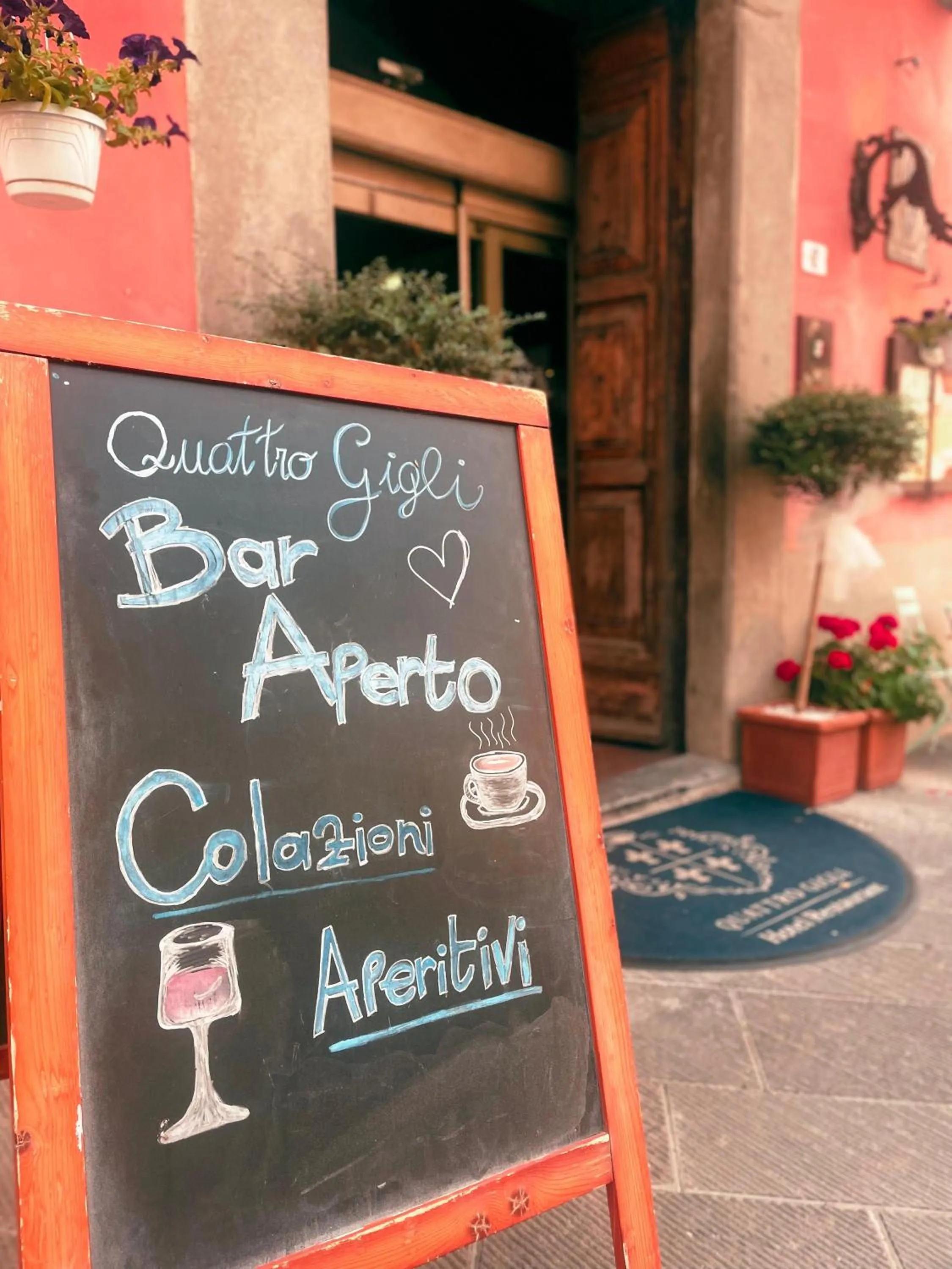 Property building in Quattro Gigli Hotel