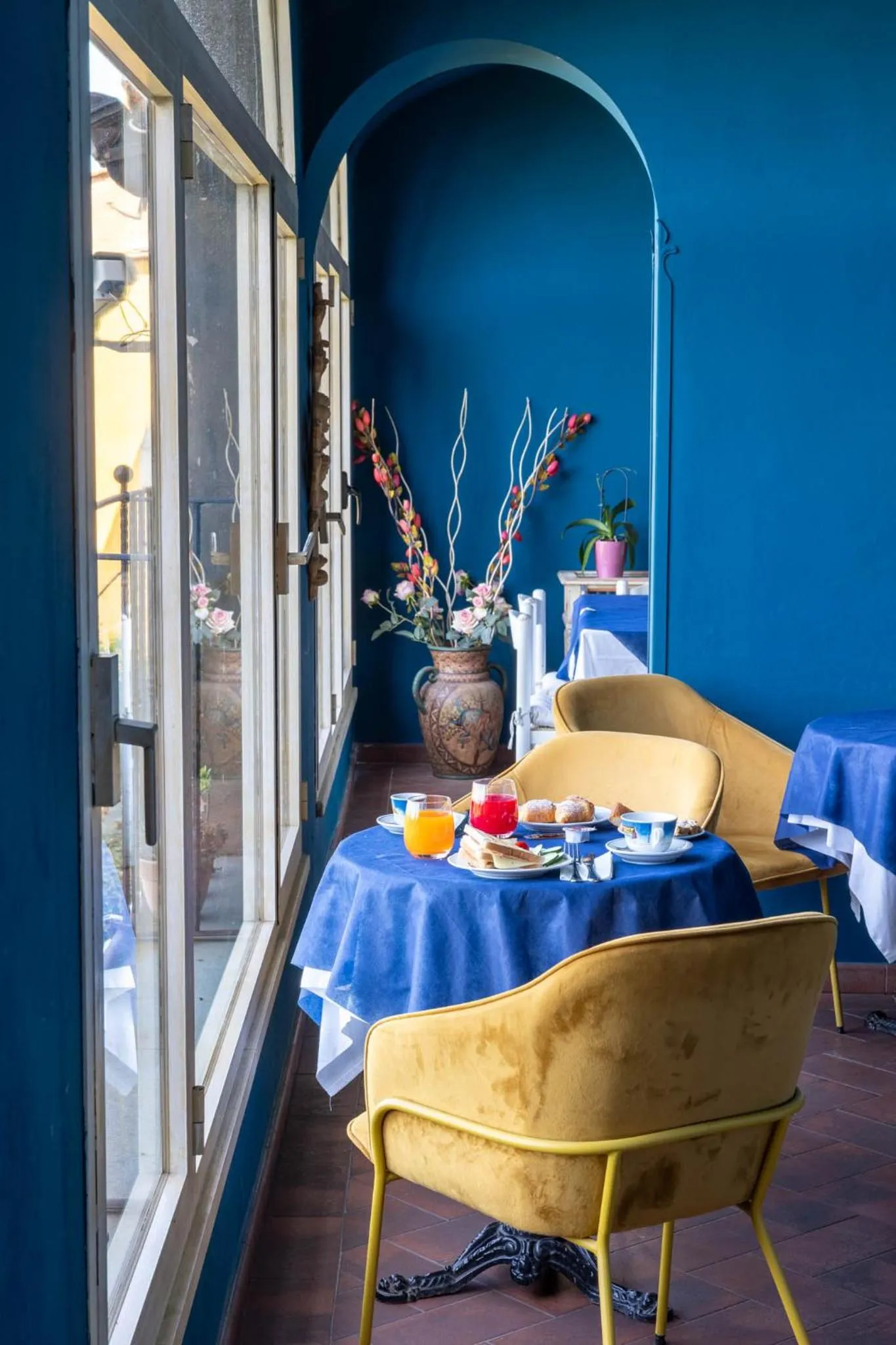 Lounge or bar in Quattro Gigli Hotel