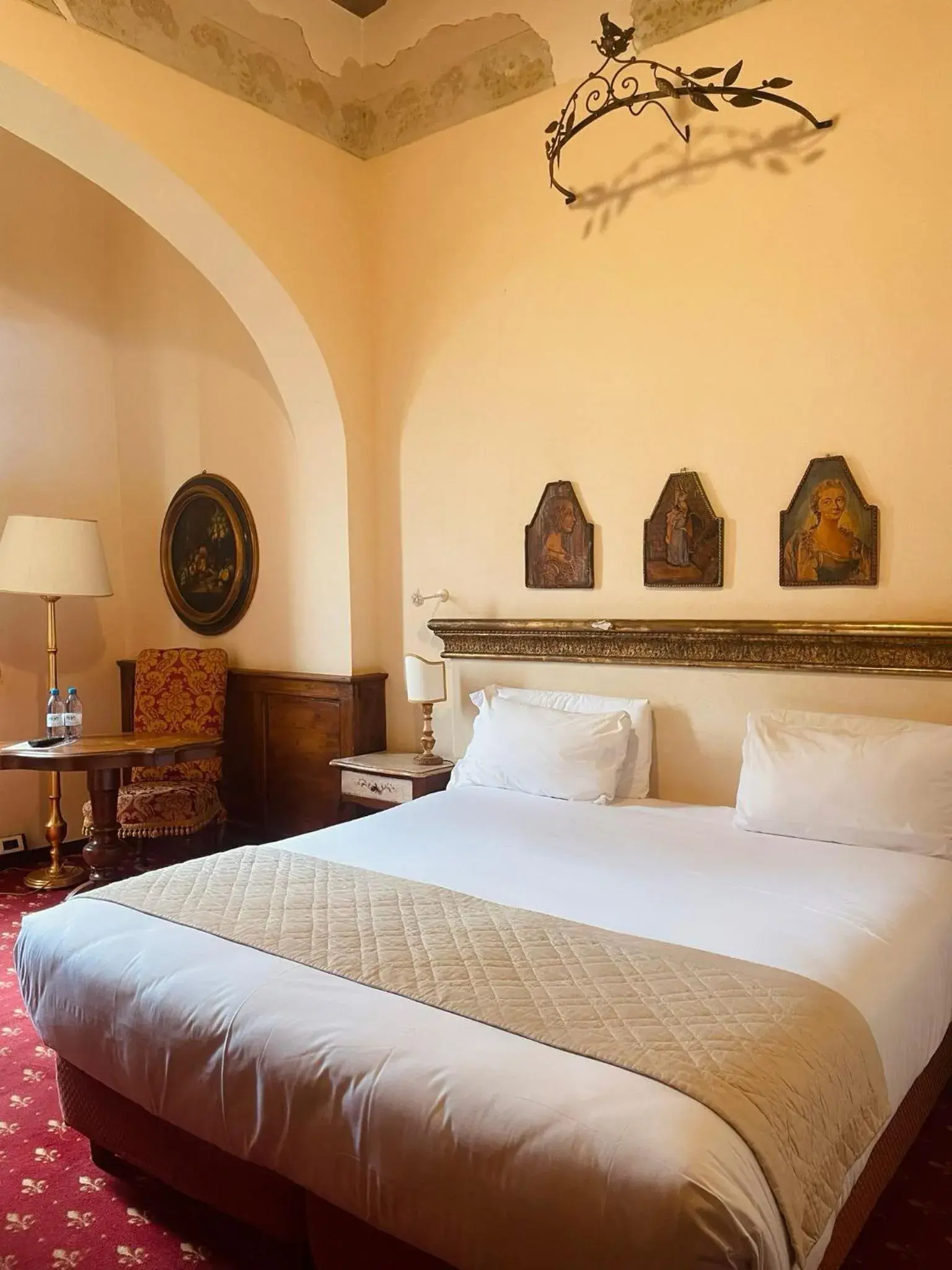 Standard Double Room in Quattro Gigli Hotel Standard Double Room in Quattro Gigli Hotel