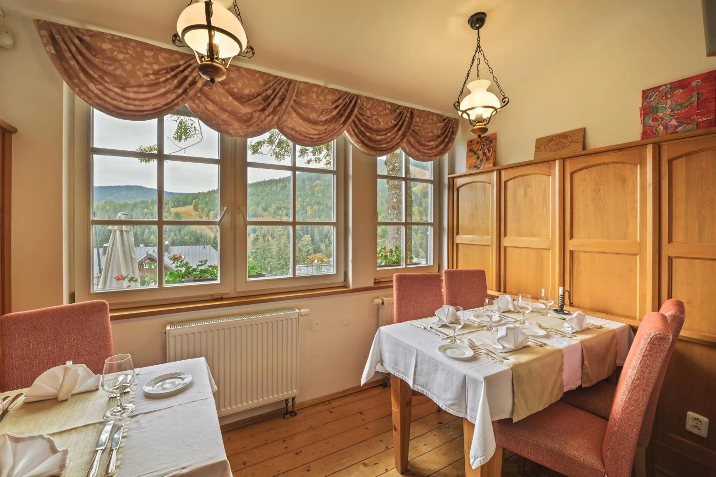 Restaurant/places to eat in Hotel Pod Jasany