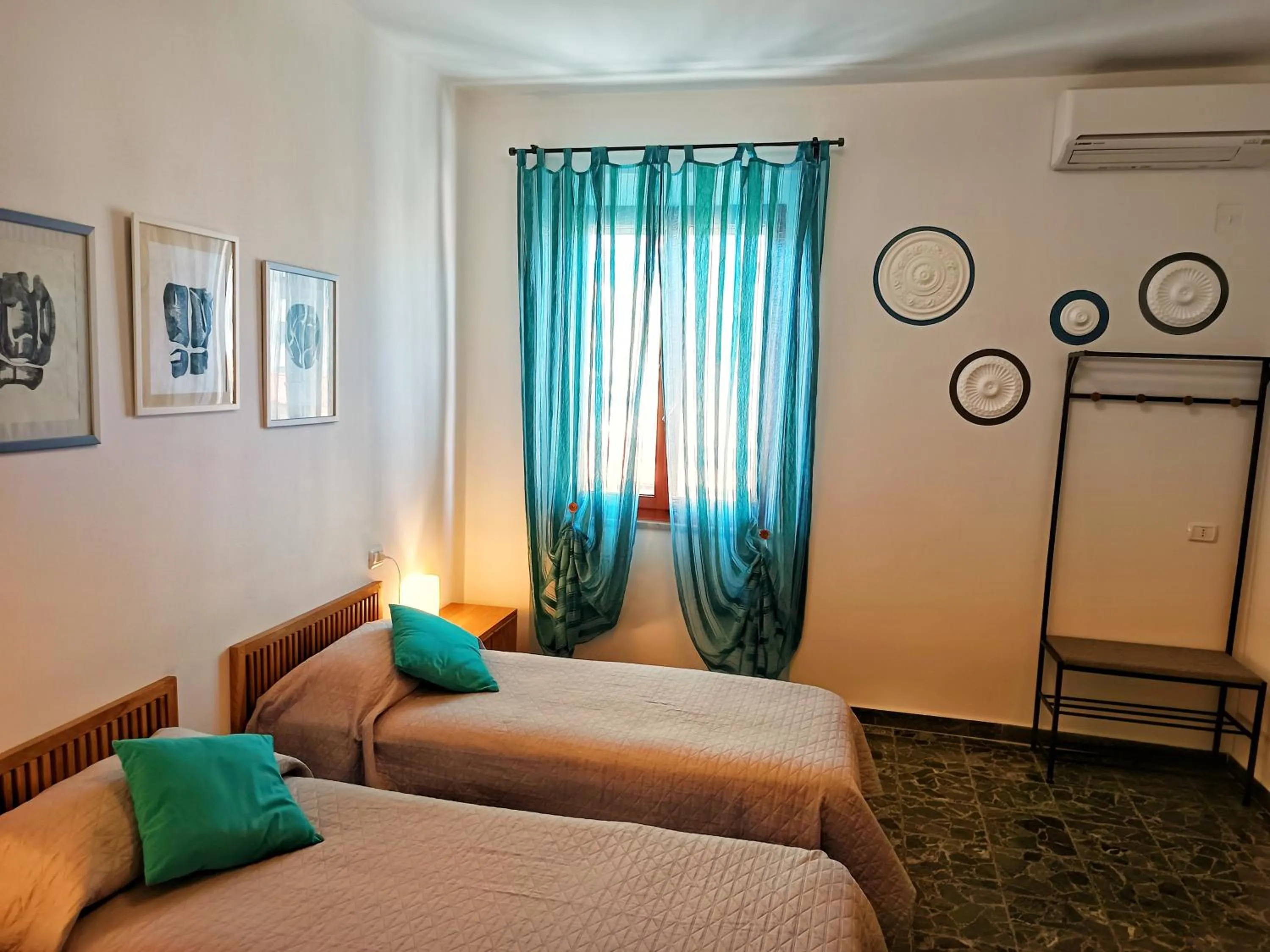 Bedroom, Bed in Lo Zizzolo- Bed&Breakfast