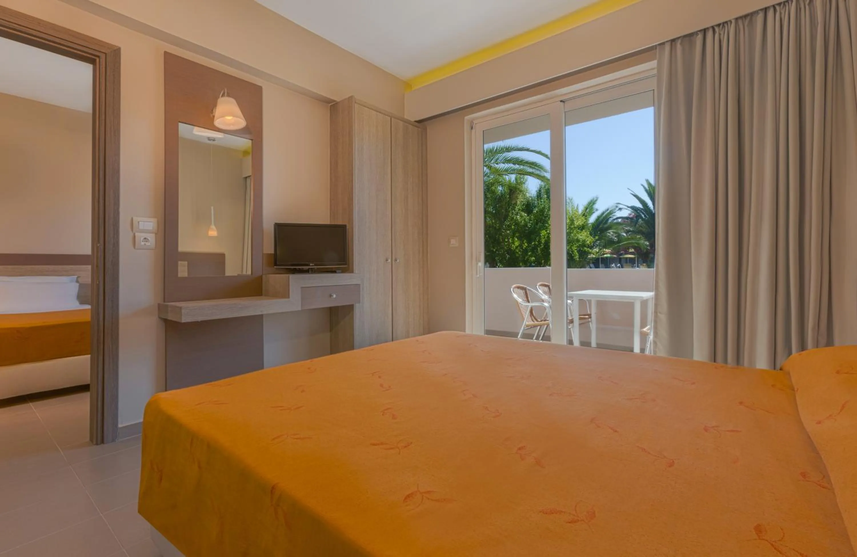 Bed in Hotel Esperia