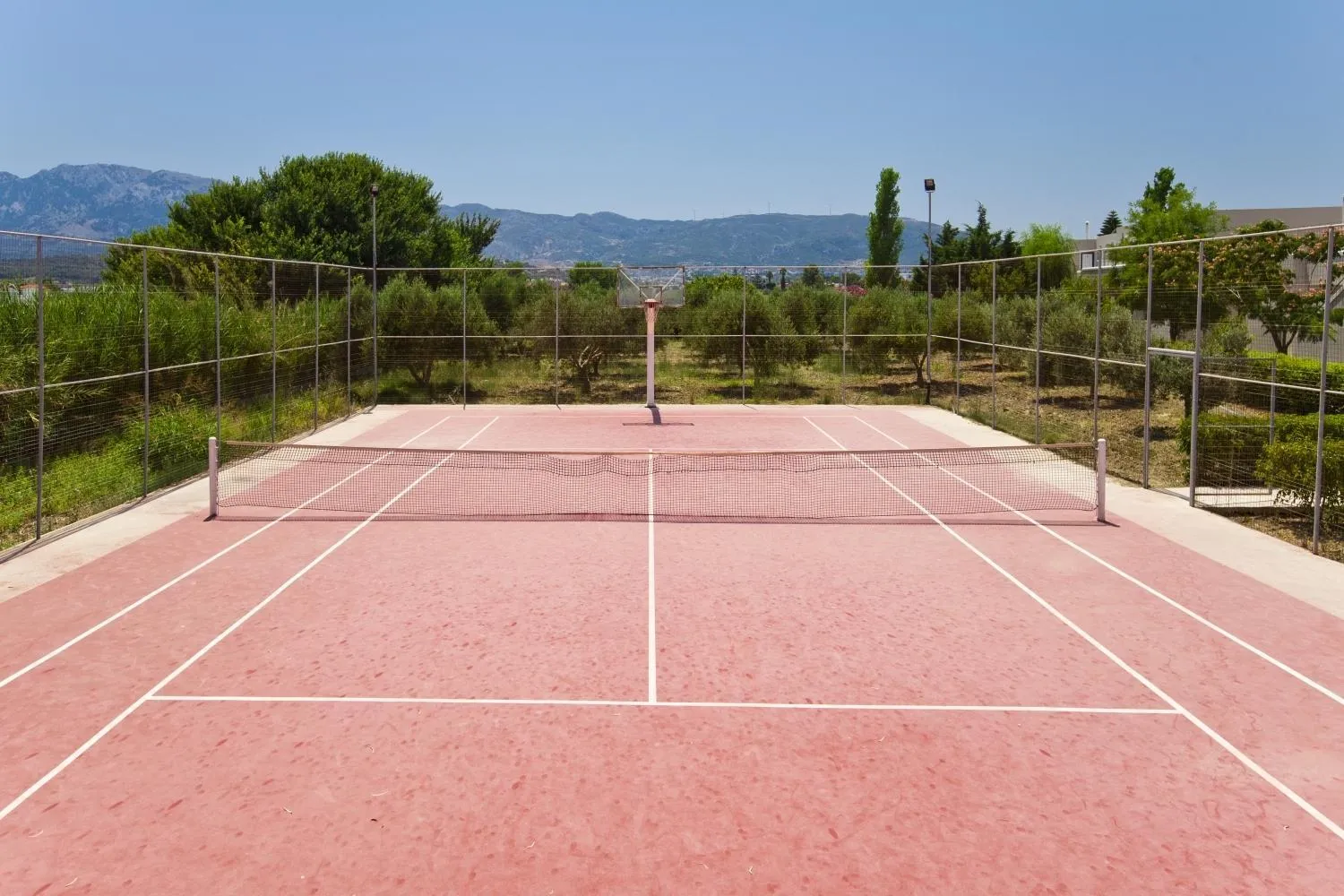 Tennis court in Hotel Esperia