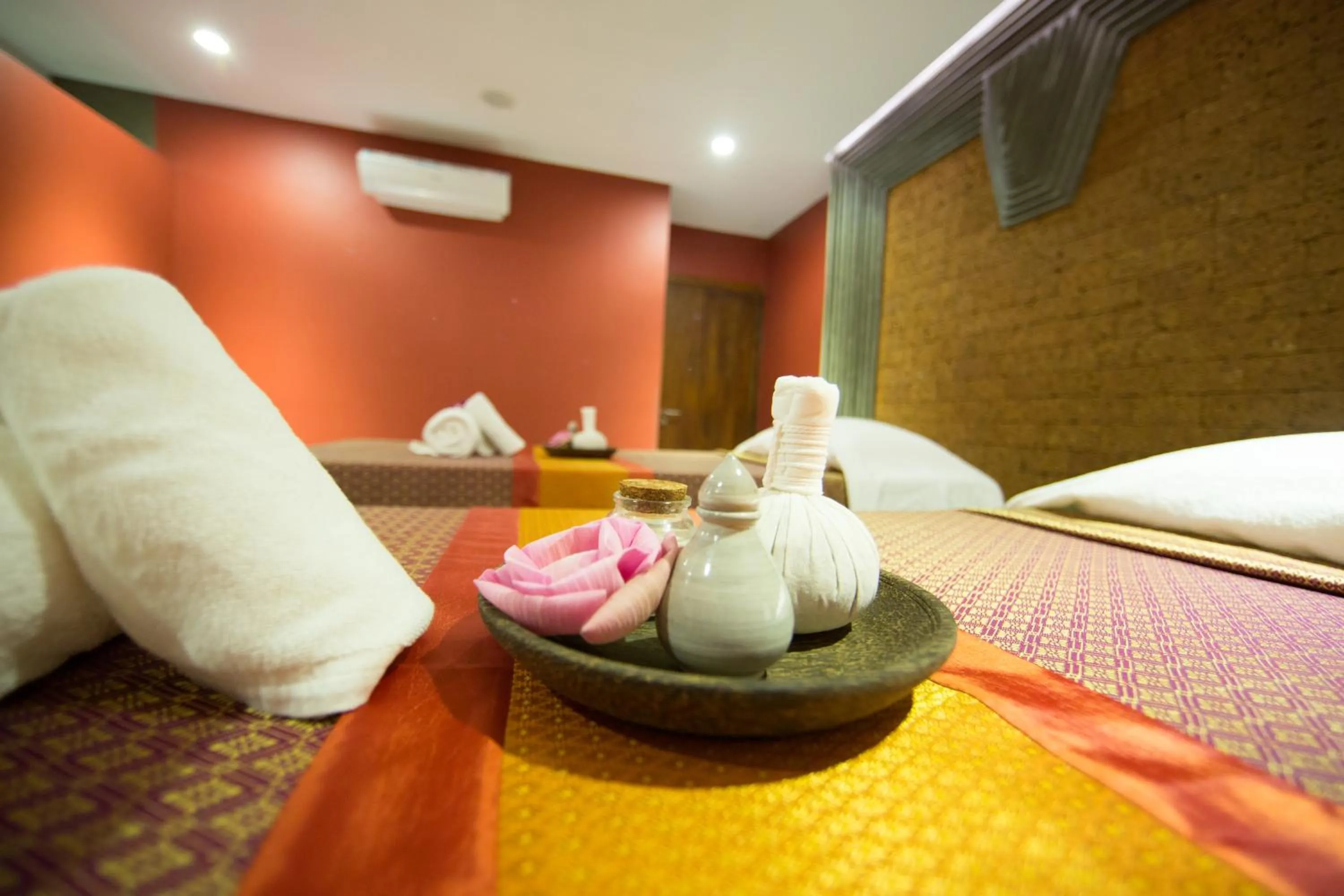 Spa and wellness centre/facilities, Bed in Golden Temple Boutique