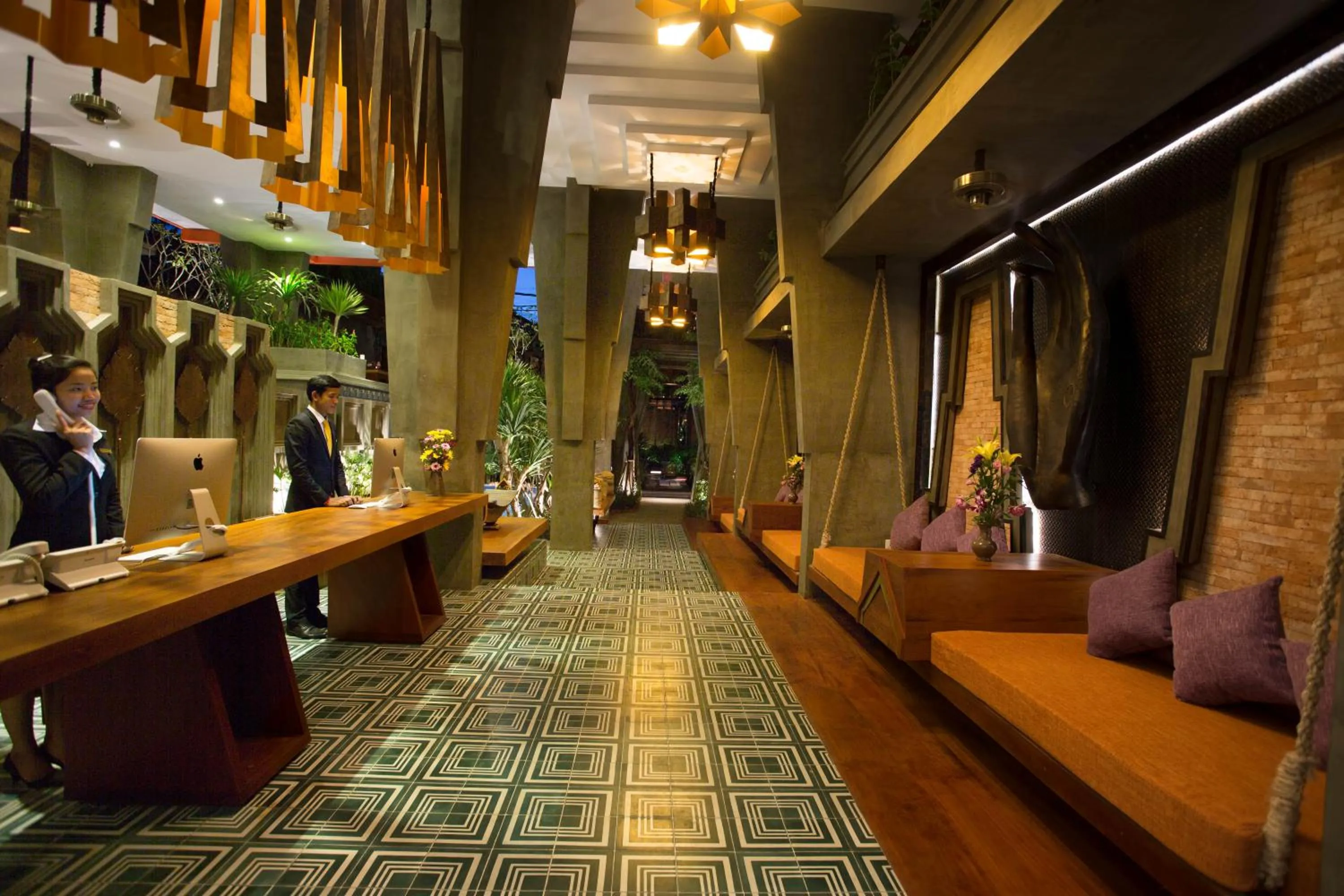 Facade/entrance in Golden Temple Boutique