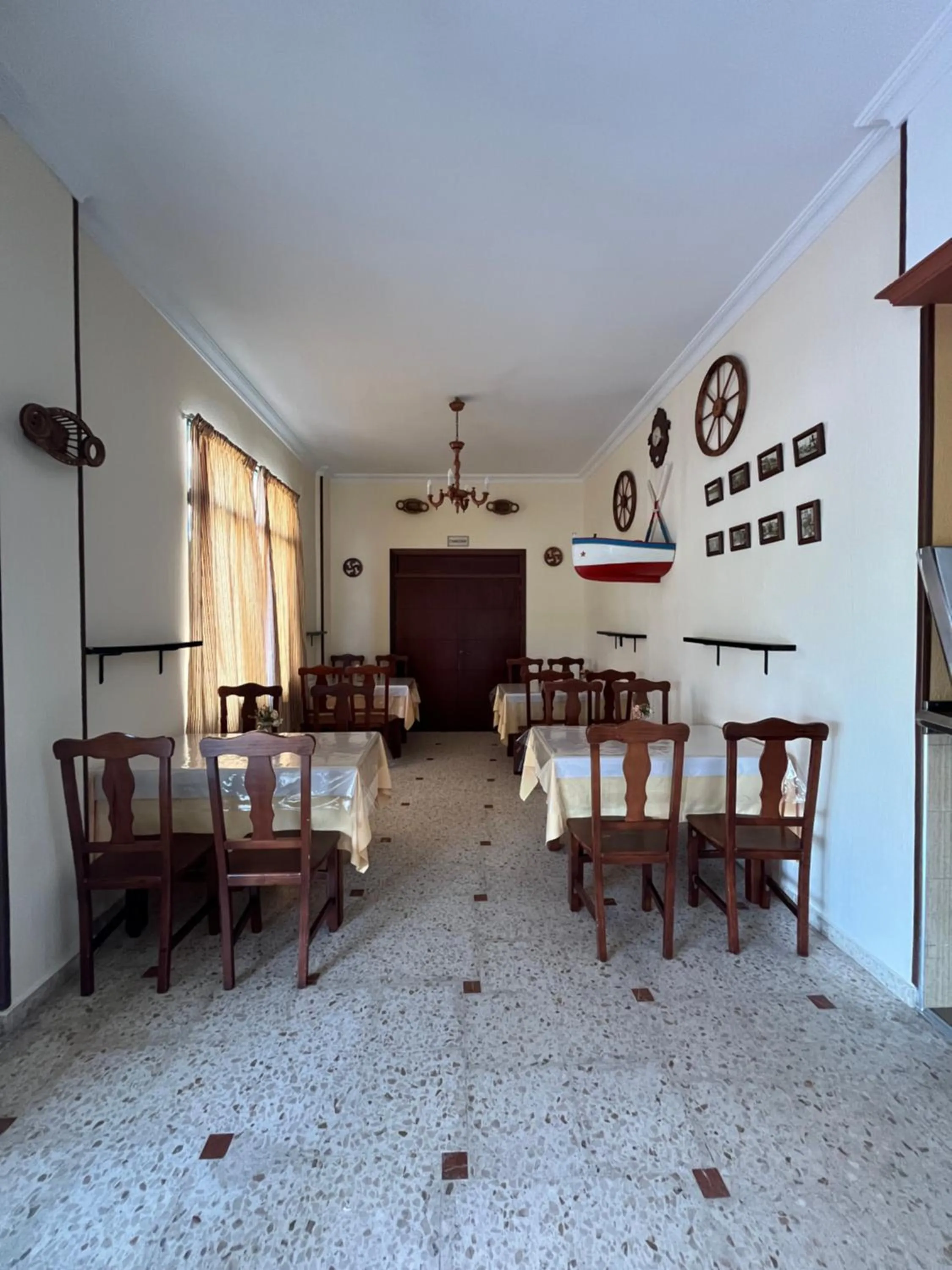 Dining area in Hotel La Barca