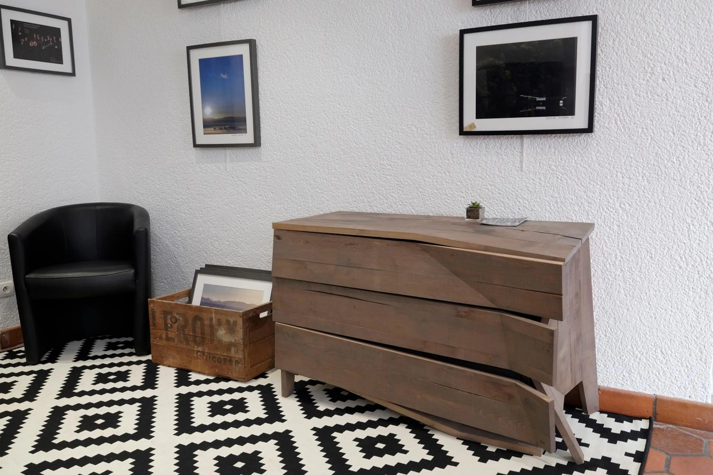 Lobby or reception in Logis Hotel Le Relais du Teulet