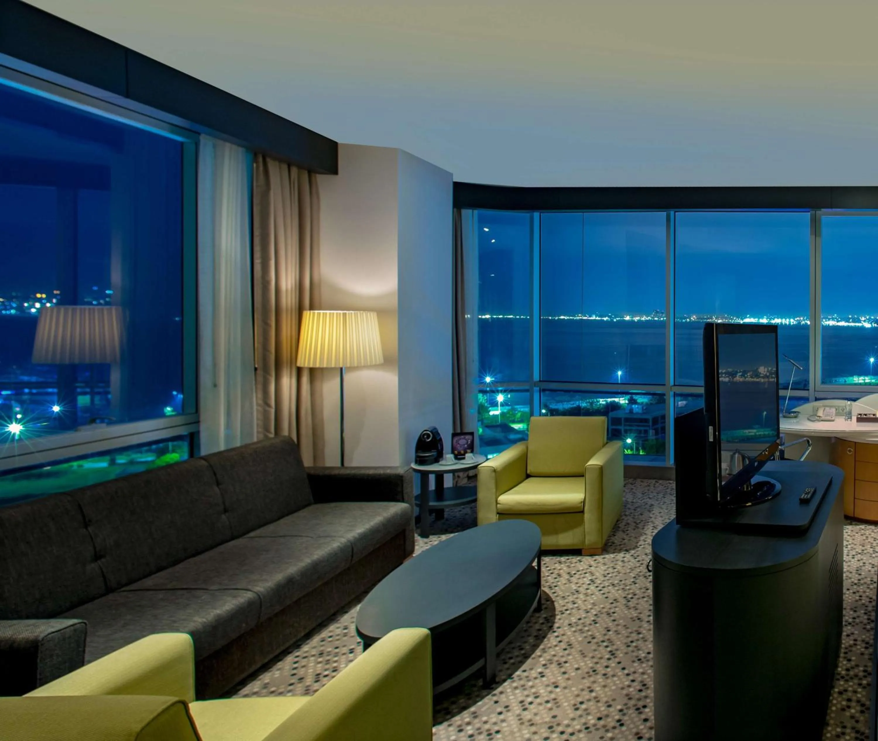 Living room in DoubleTree By Hilton Istanbul - Moda