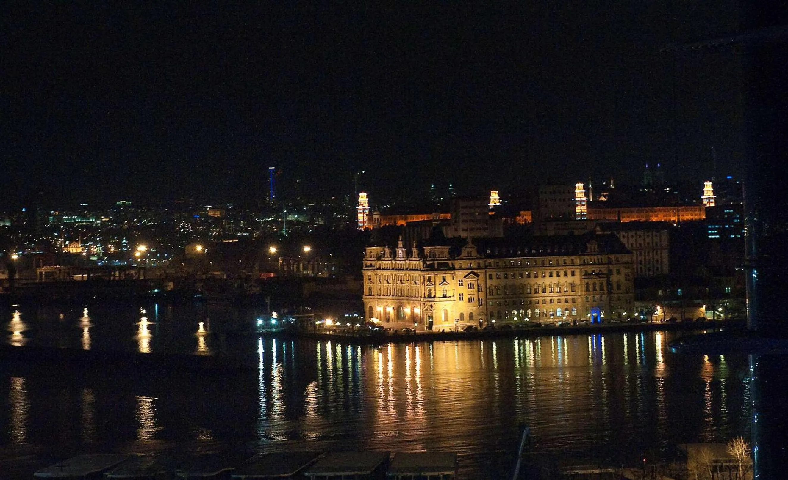 Property building in DoubleTree By Hilton Istanbul - Moda