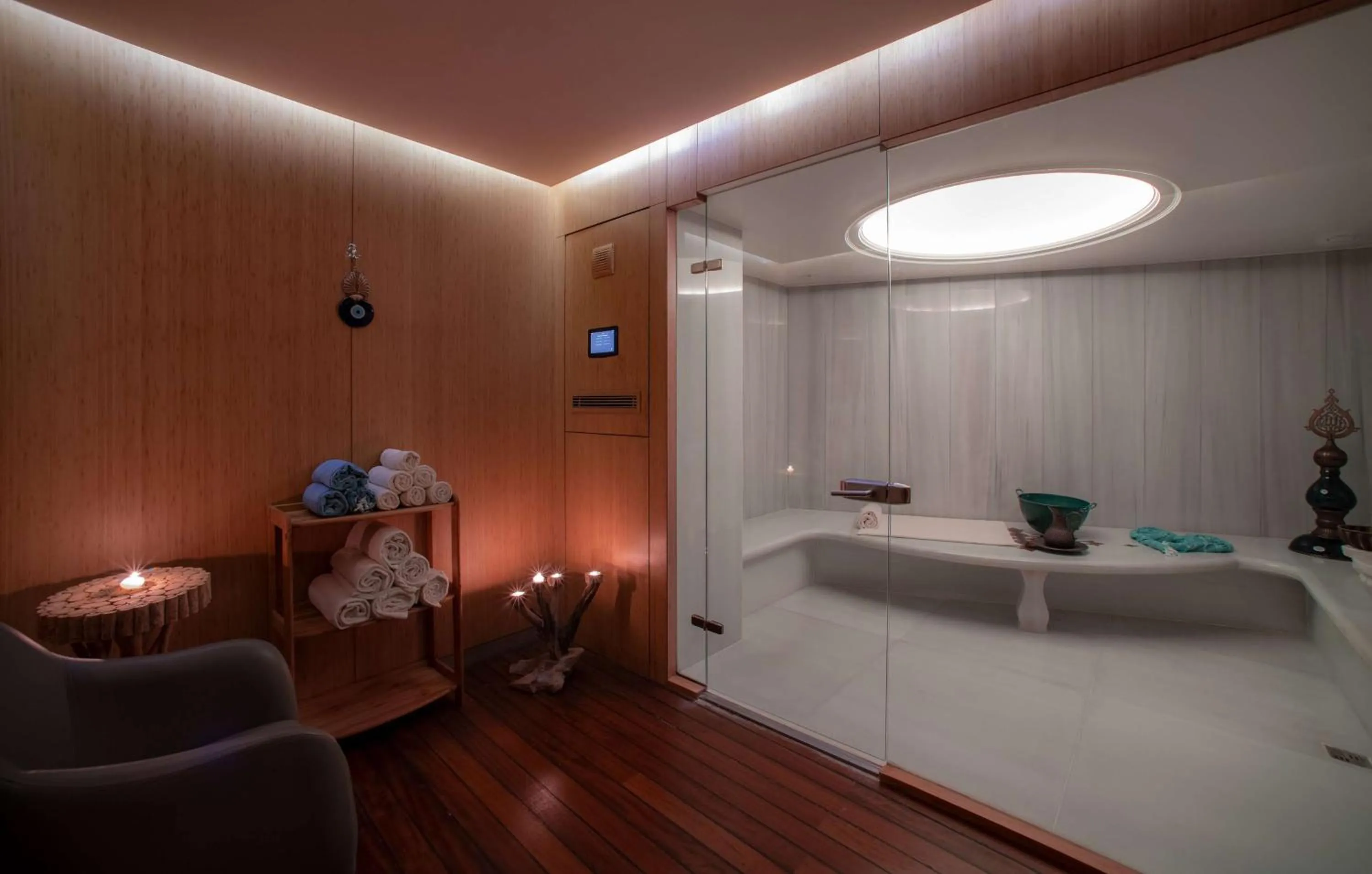 Spa and wellness centre/facilities in DoubleTree By Hilton Istanbul - Moda