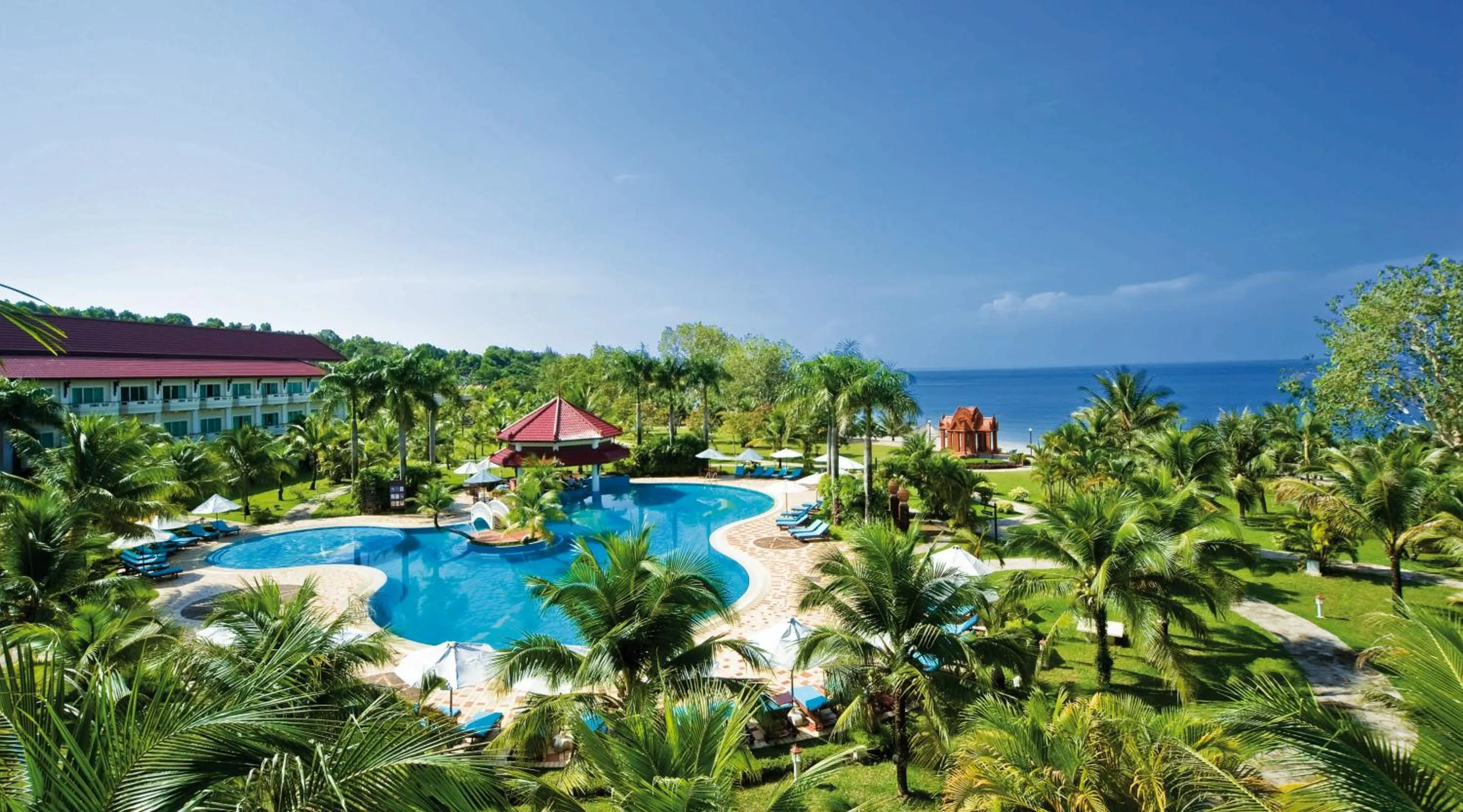 Property building in Sokha Beach Resort