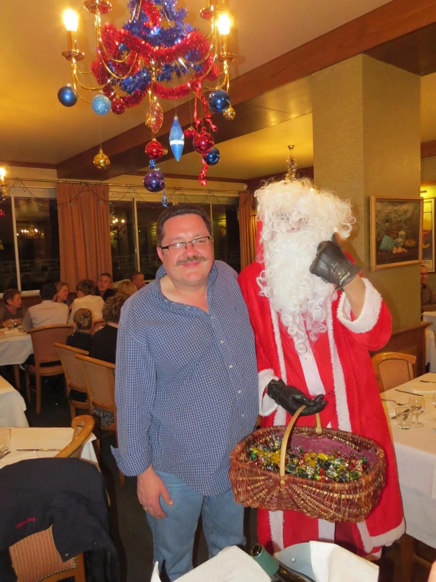 Evening entertainment in Family Hotel