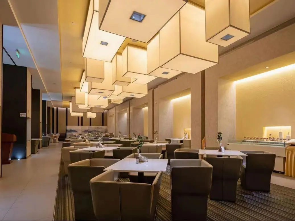 Restaurant/places to eat in Jinjiang Metropolo Hotel Hangzhou East Railway Station