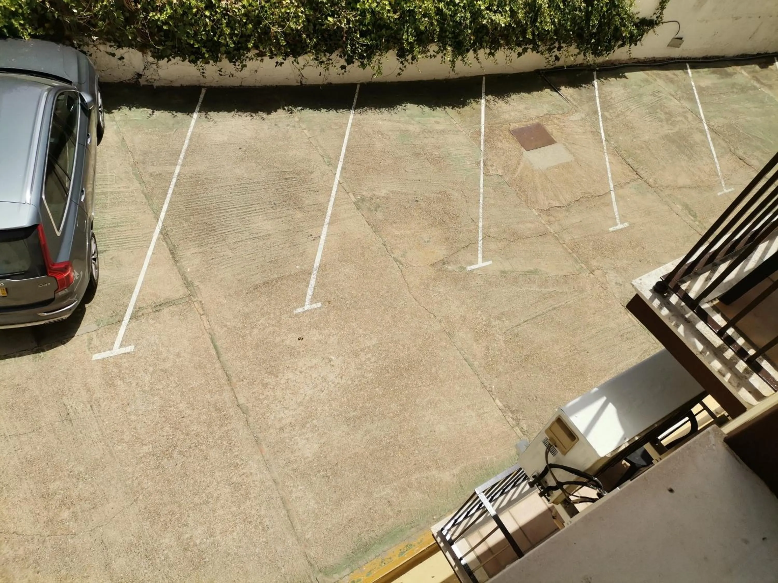 Parking in Hotel Riavela