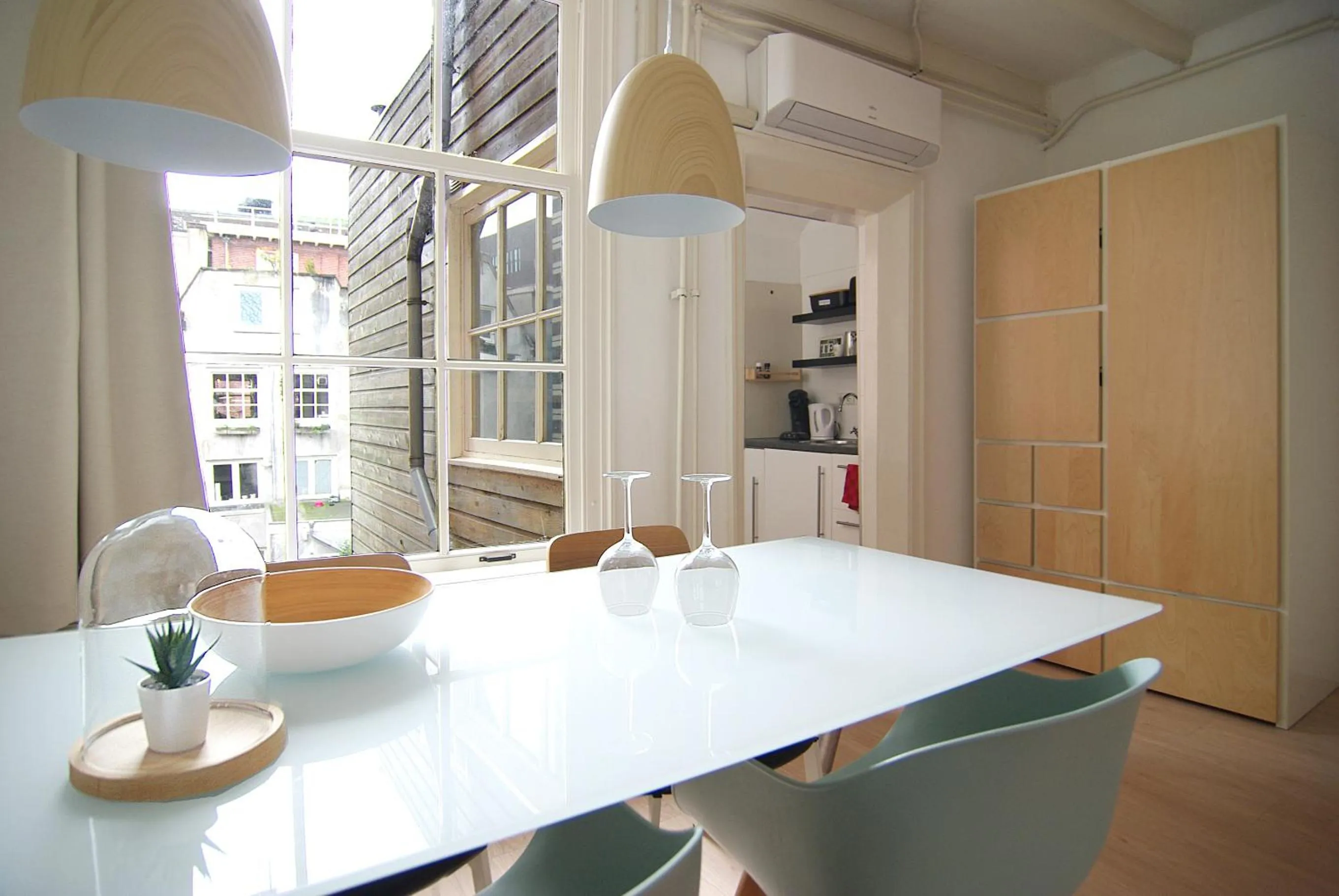 Dining area in Loft Leidsegracht