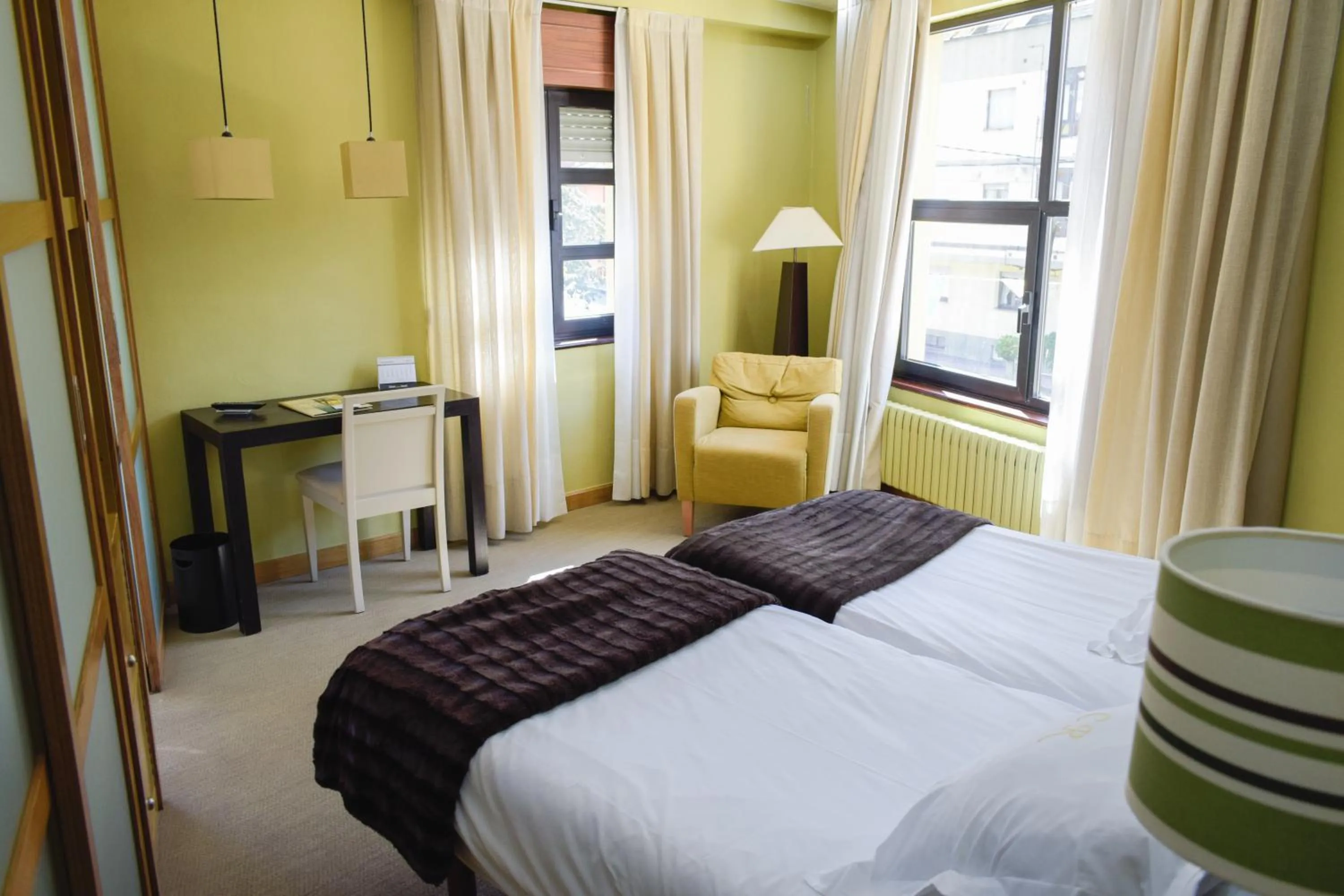 Bathroom, Bed in Hotel Casa El Rapido