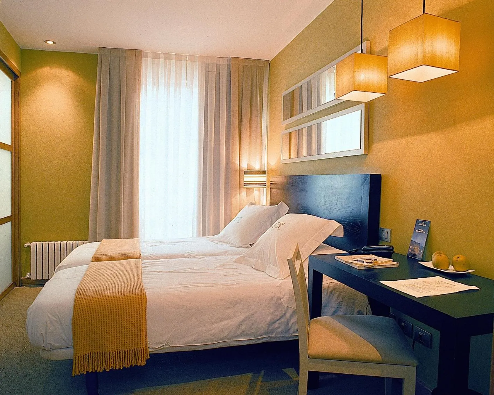 Photo of the whole room, Bed in Hotel Casa El Rapido