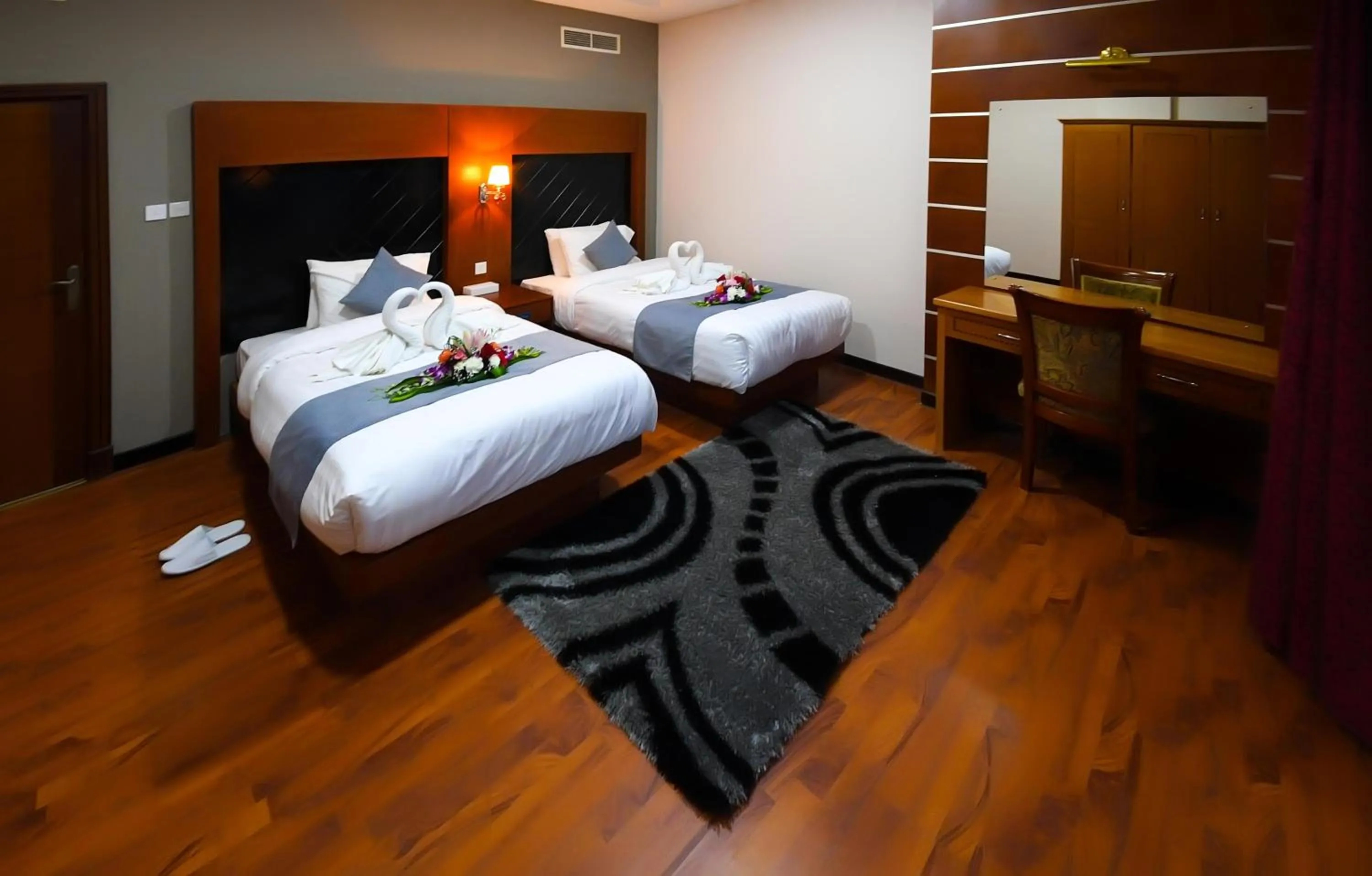 Sea Diamond Plaza Apartments