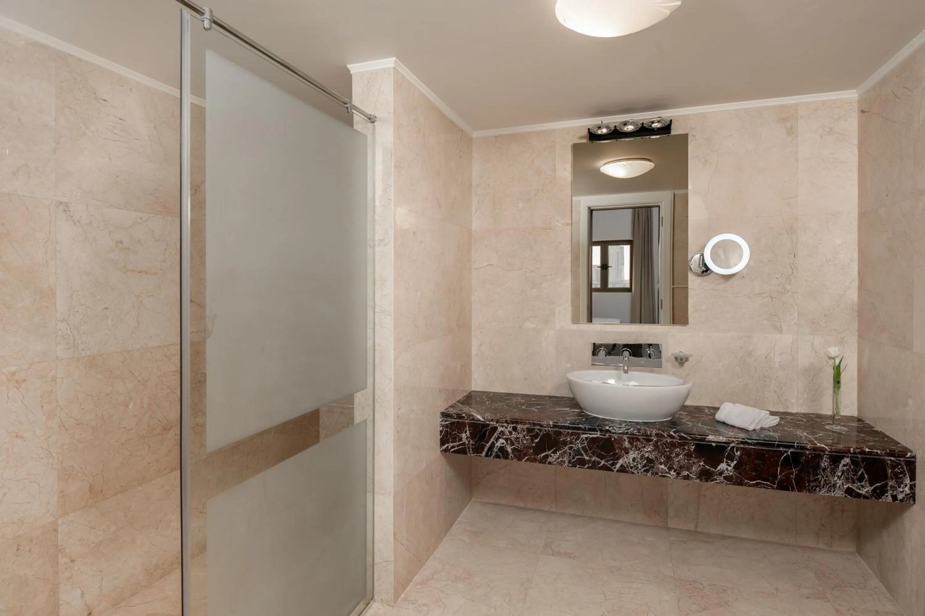 Bathroom in Carlton Al Moaibed Hotel