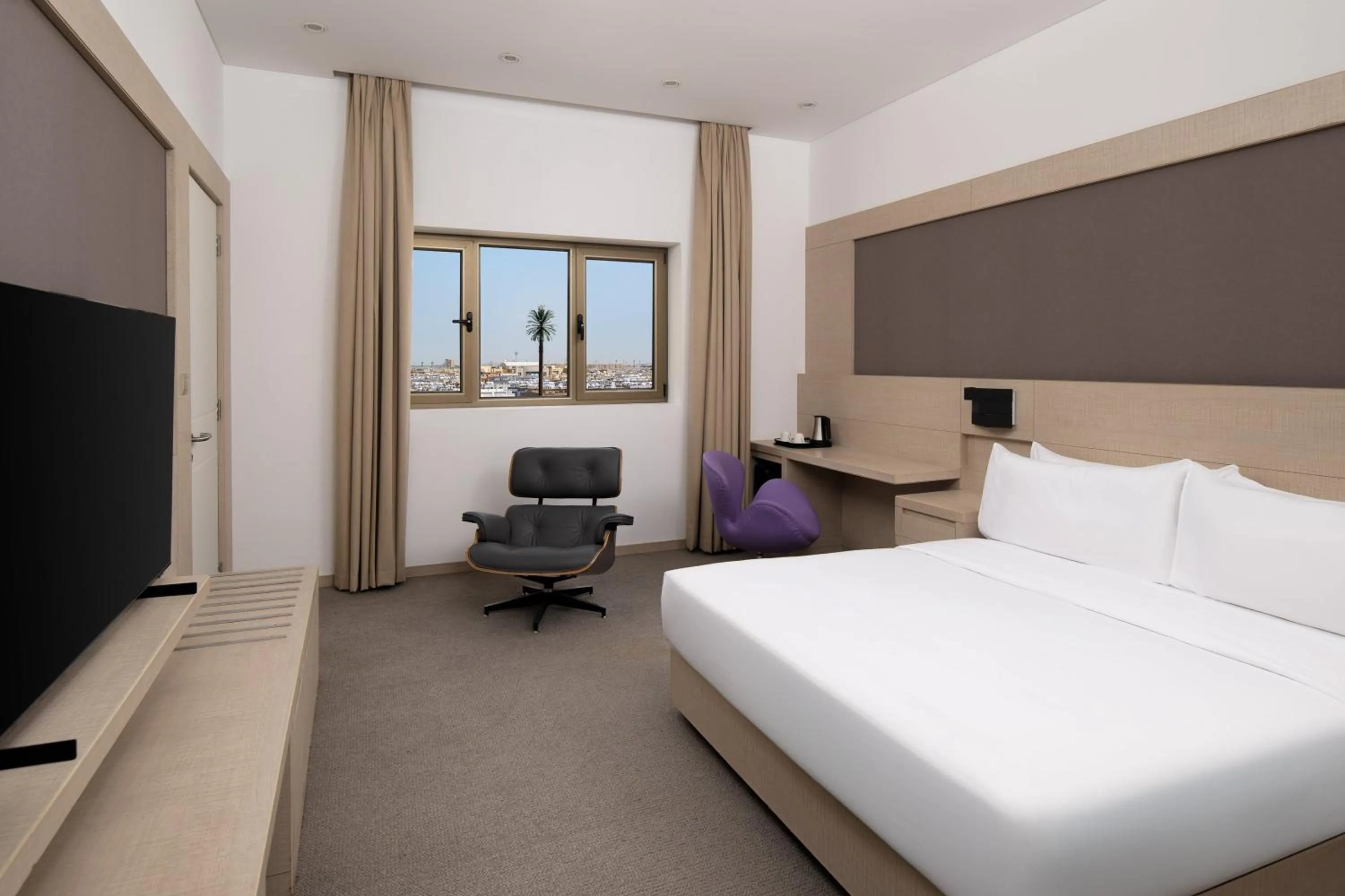 Bed in Carlton Al Moaibed Hotel