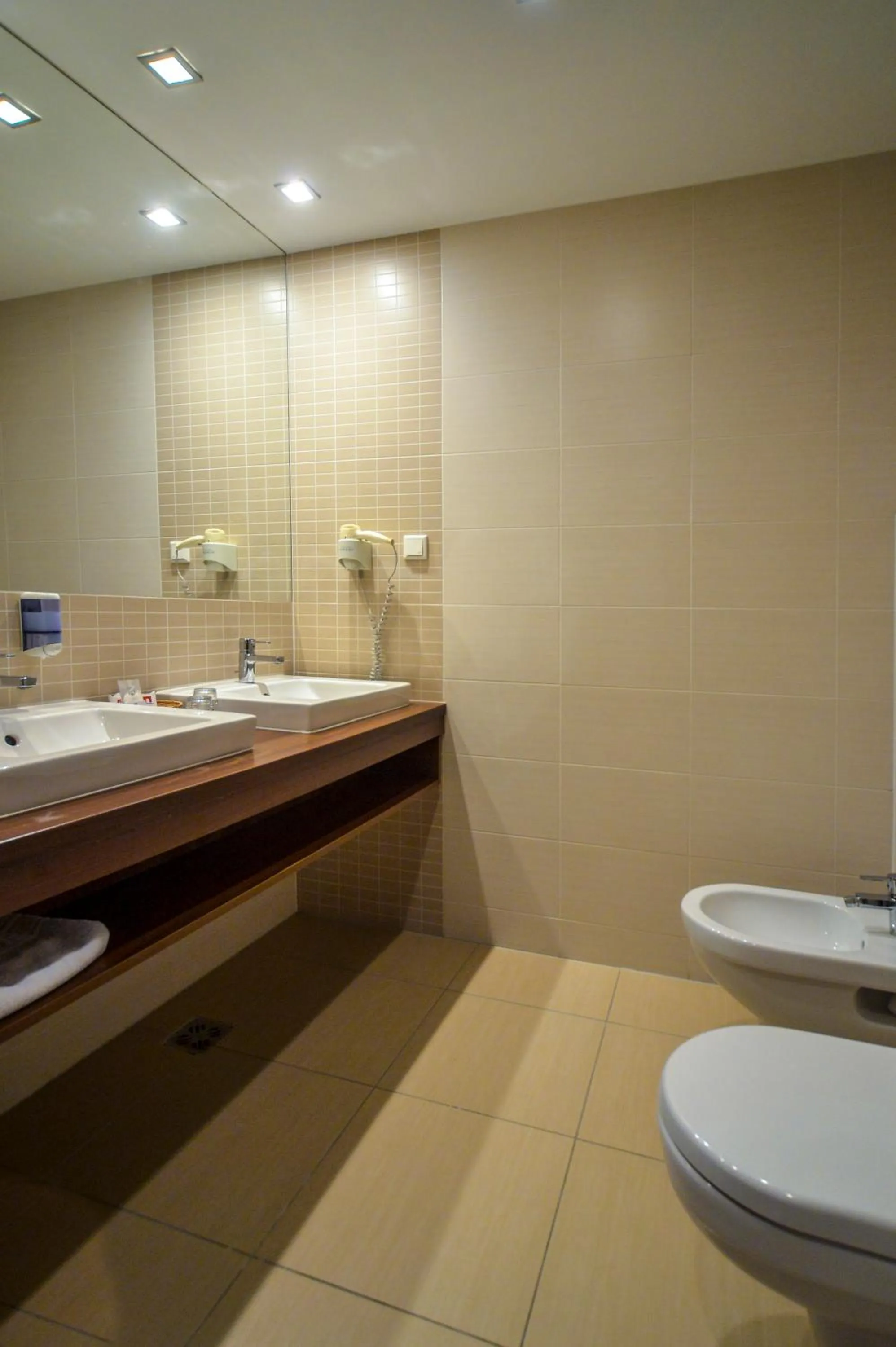Bathroom in Royal Club Hotel
