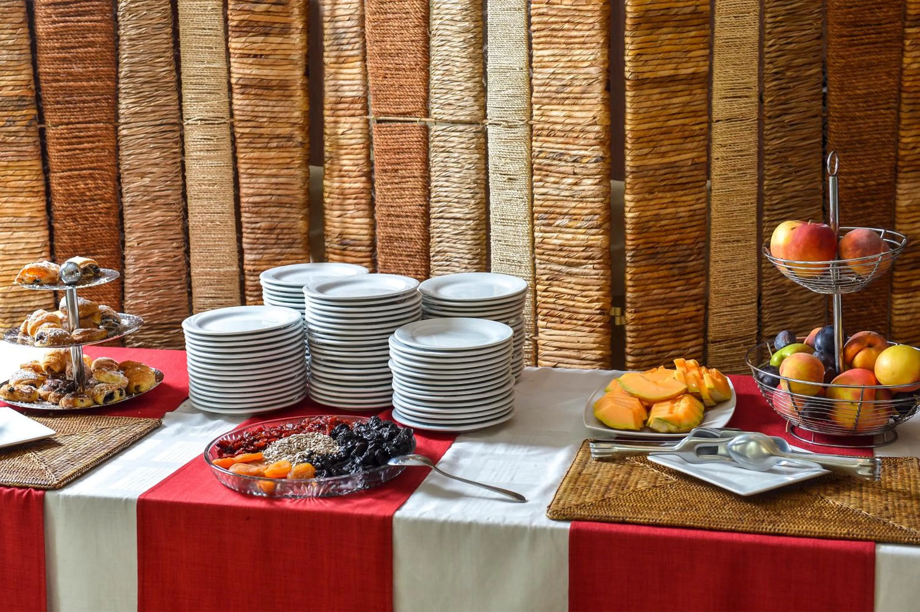 Food in Royal Club Hotel