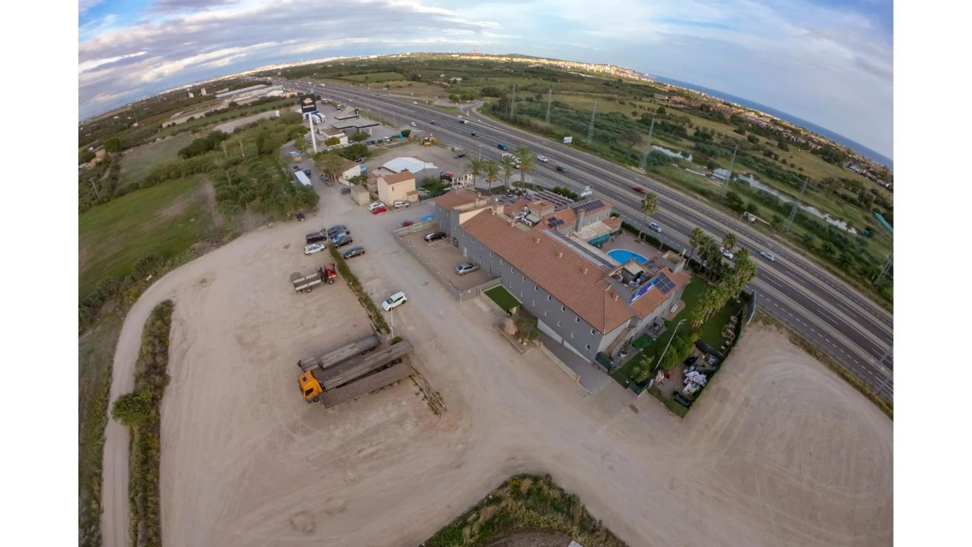 Street view in Hotelet elRetiro