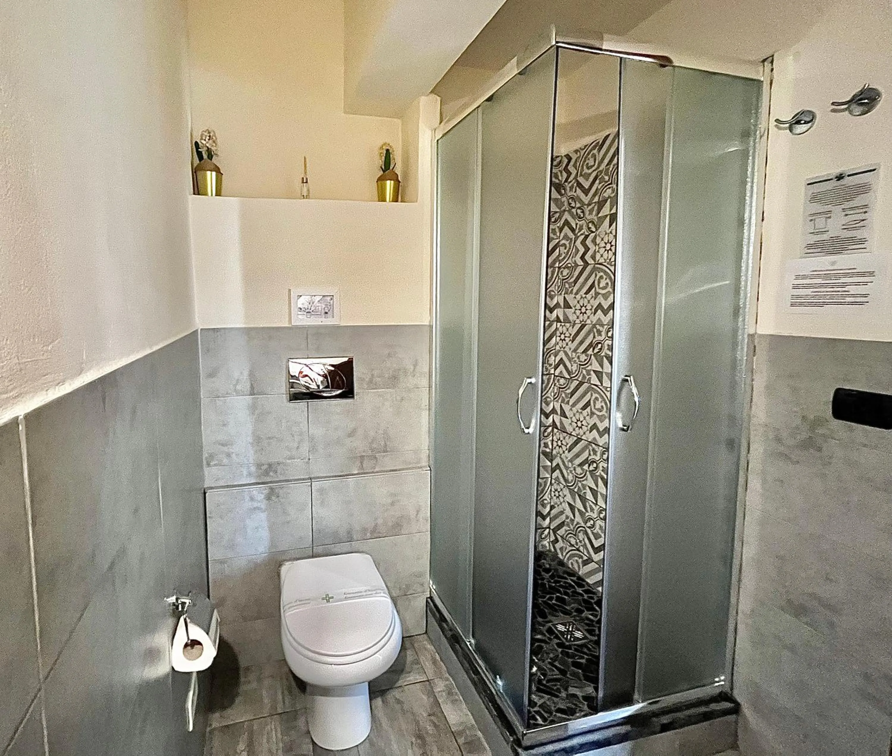 Bathroom in B&B Stesicoro InHabit