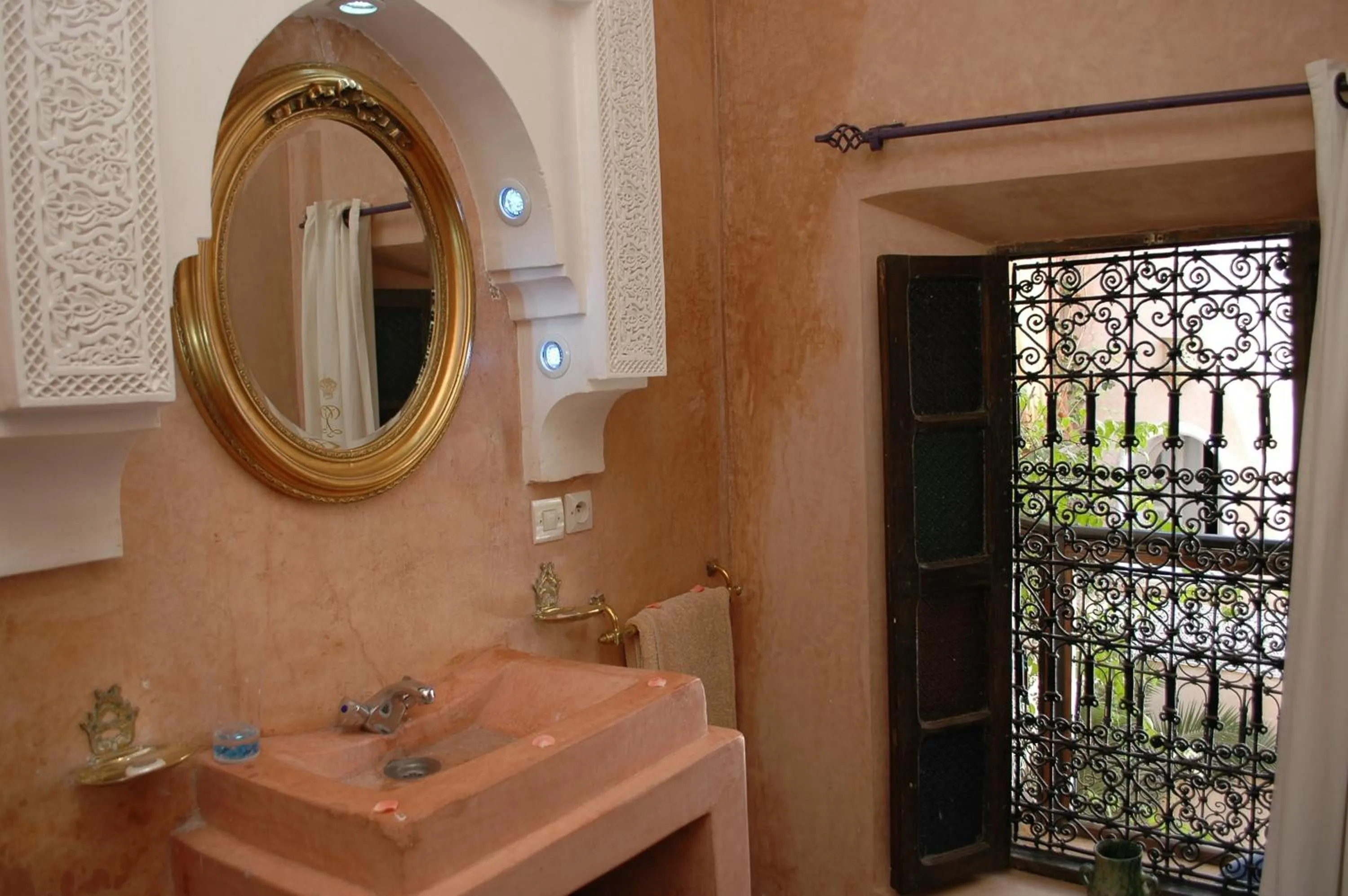 Bathroom in Riad Palais Des Princesses & Spa