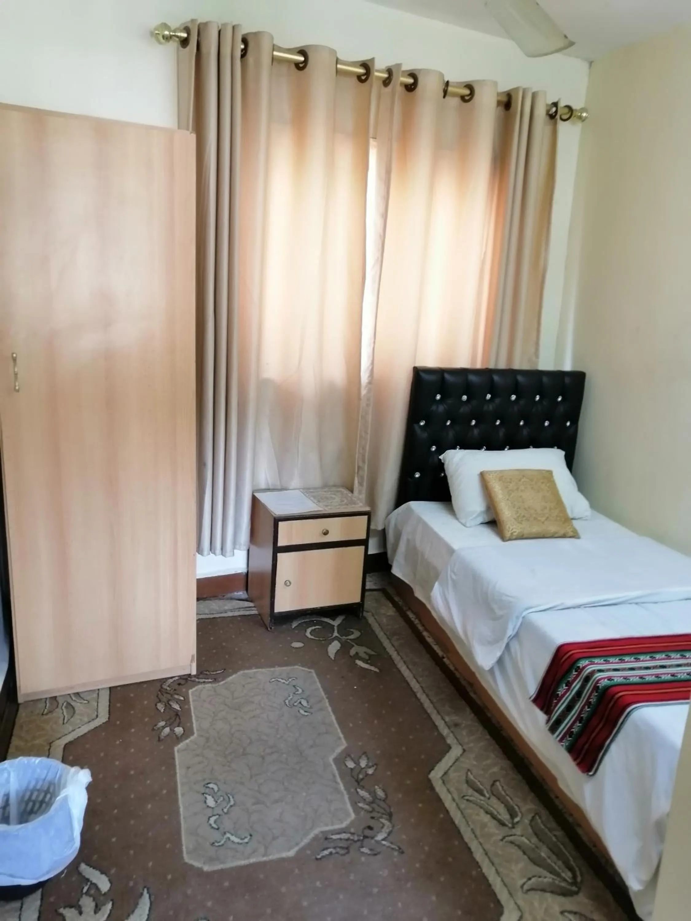 Bed in Hamoudah Hotel