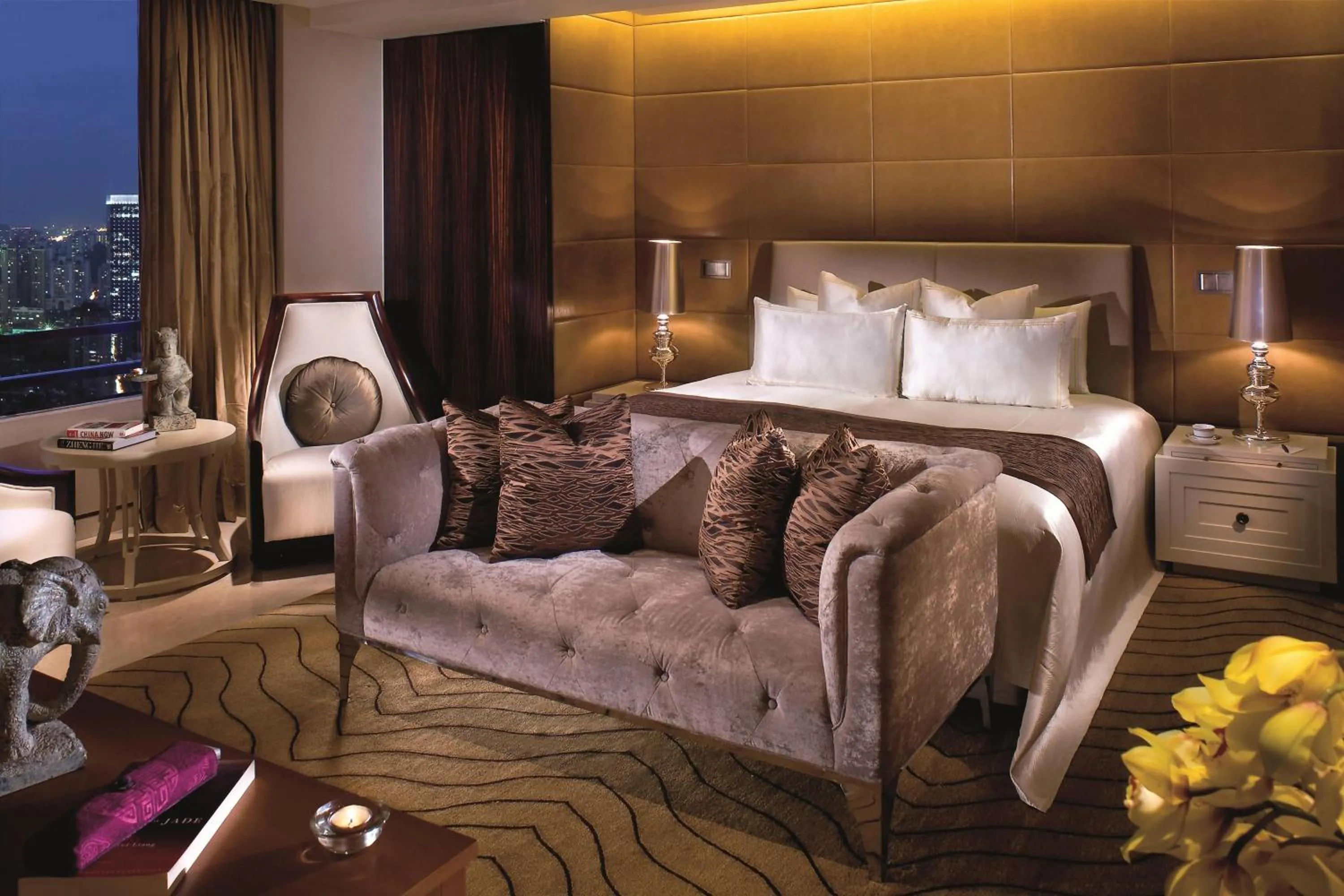 Bedroom, Bed in The Portman Ritz-Carlton Shanghai