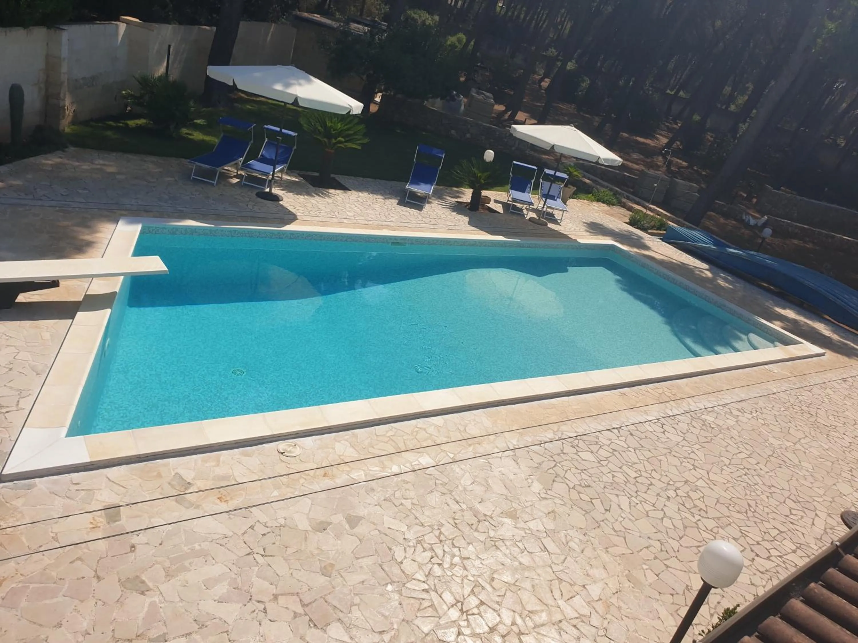 Swimming pool in B&B Solepineta