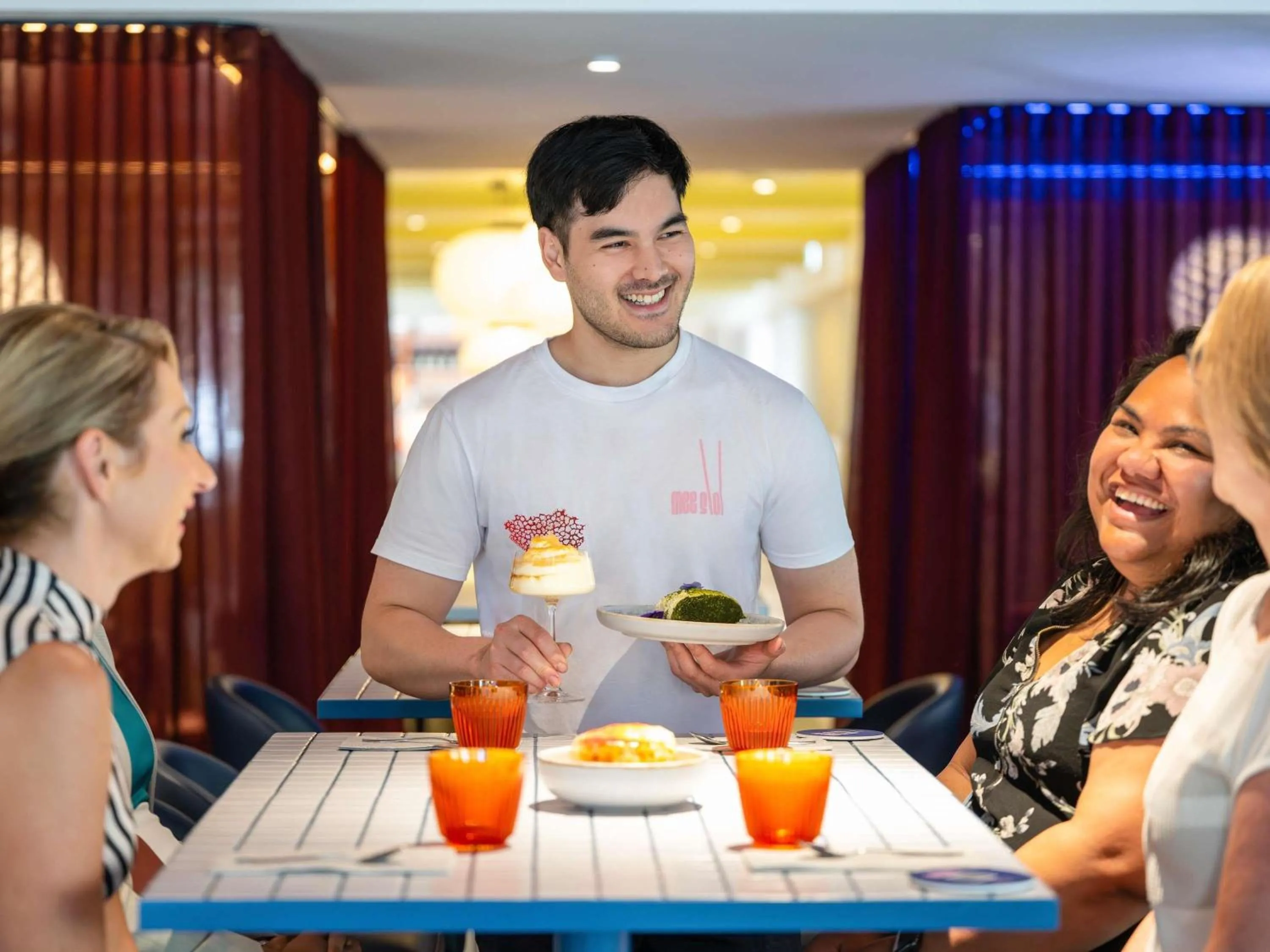 Meeting/conference room in ibis Styles Saint Dizier